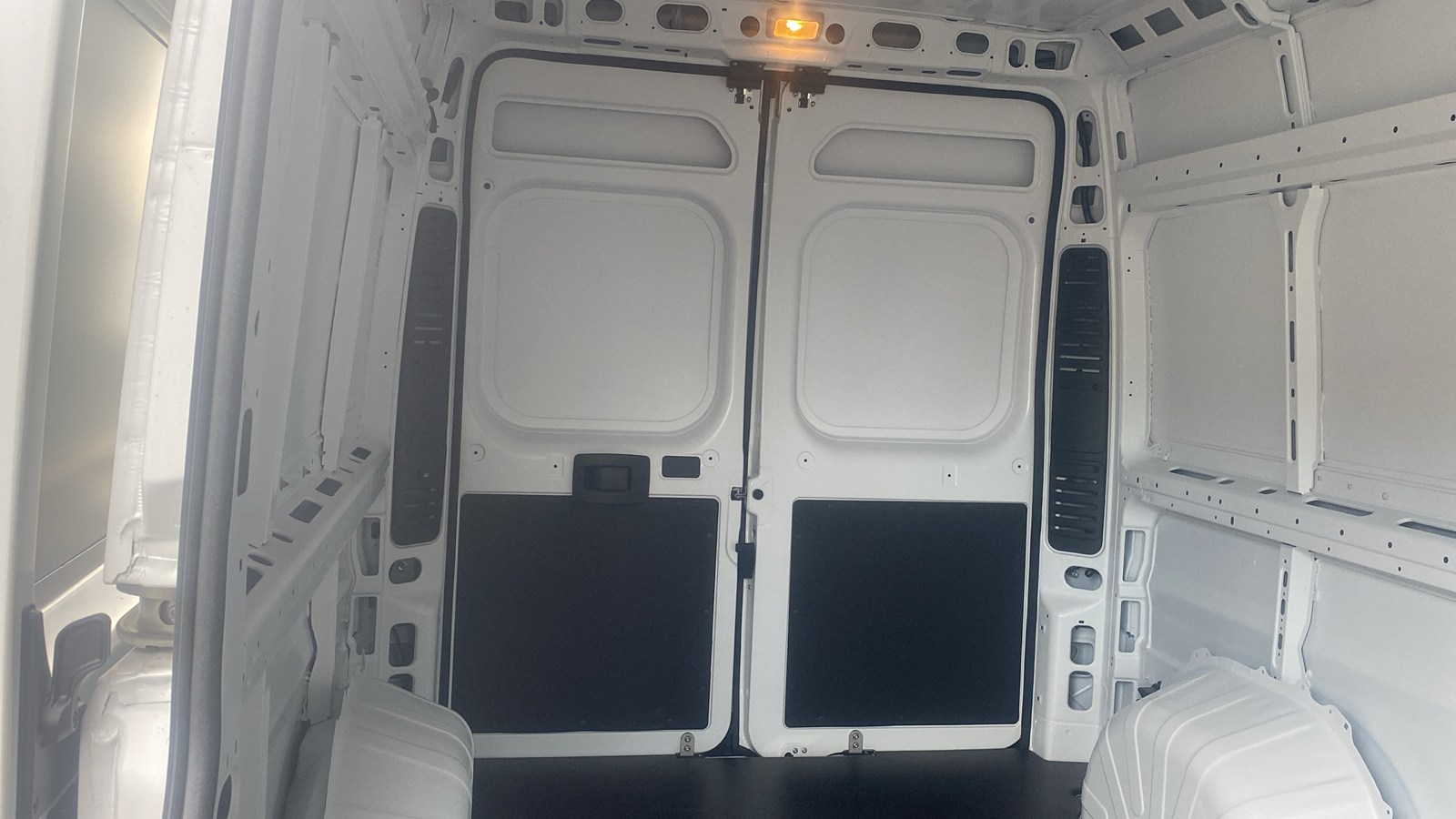 2024 Ram ProMaster Cargo Van Tradesman 26