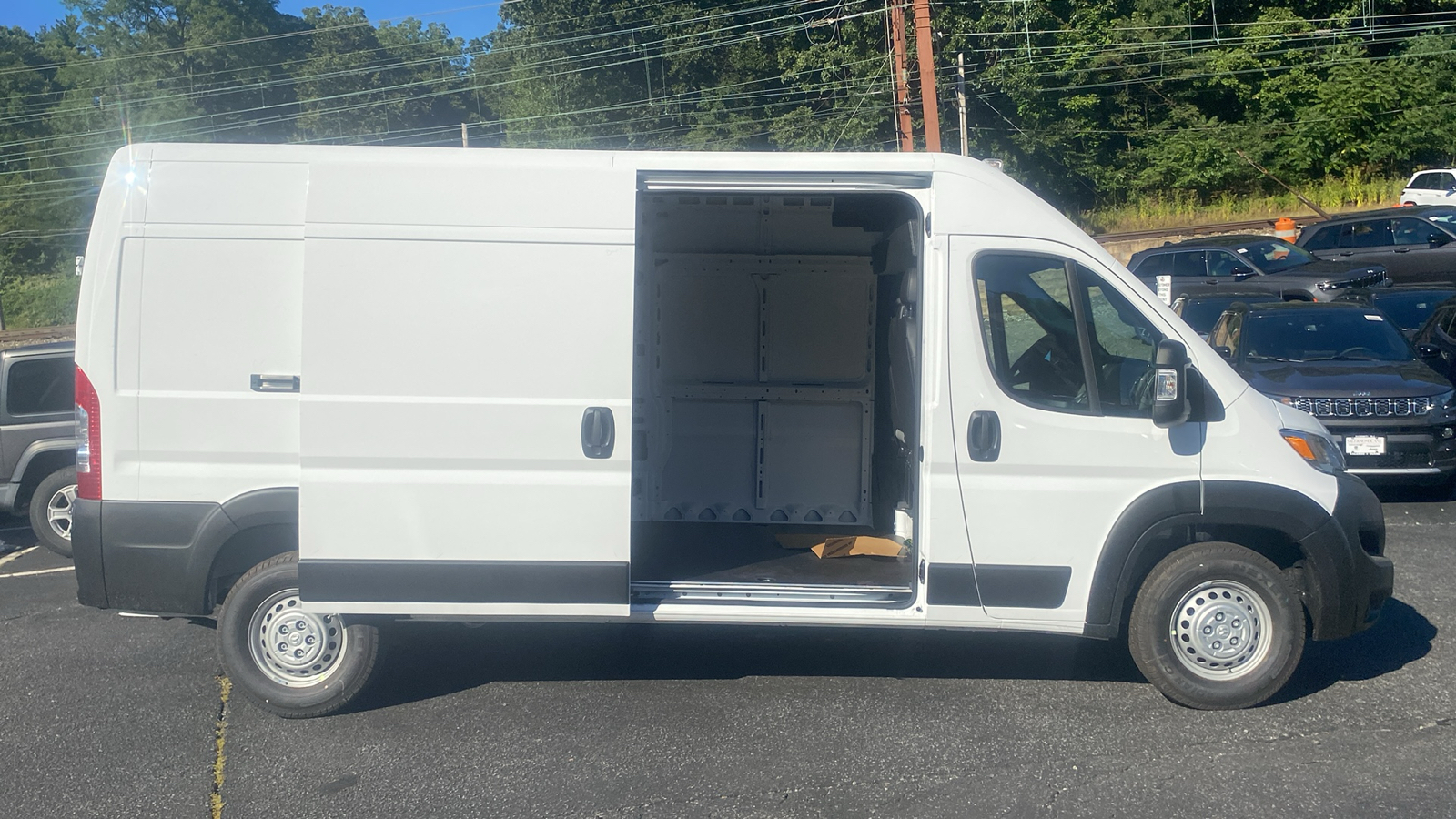 2024 Ram ProMaster Cargo Van Tradesman 26