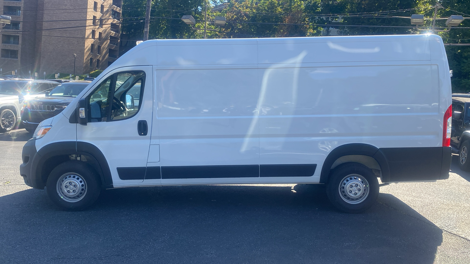 2024 Ram ProMaster Cargo Van Tradesman 4