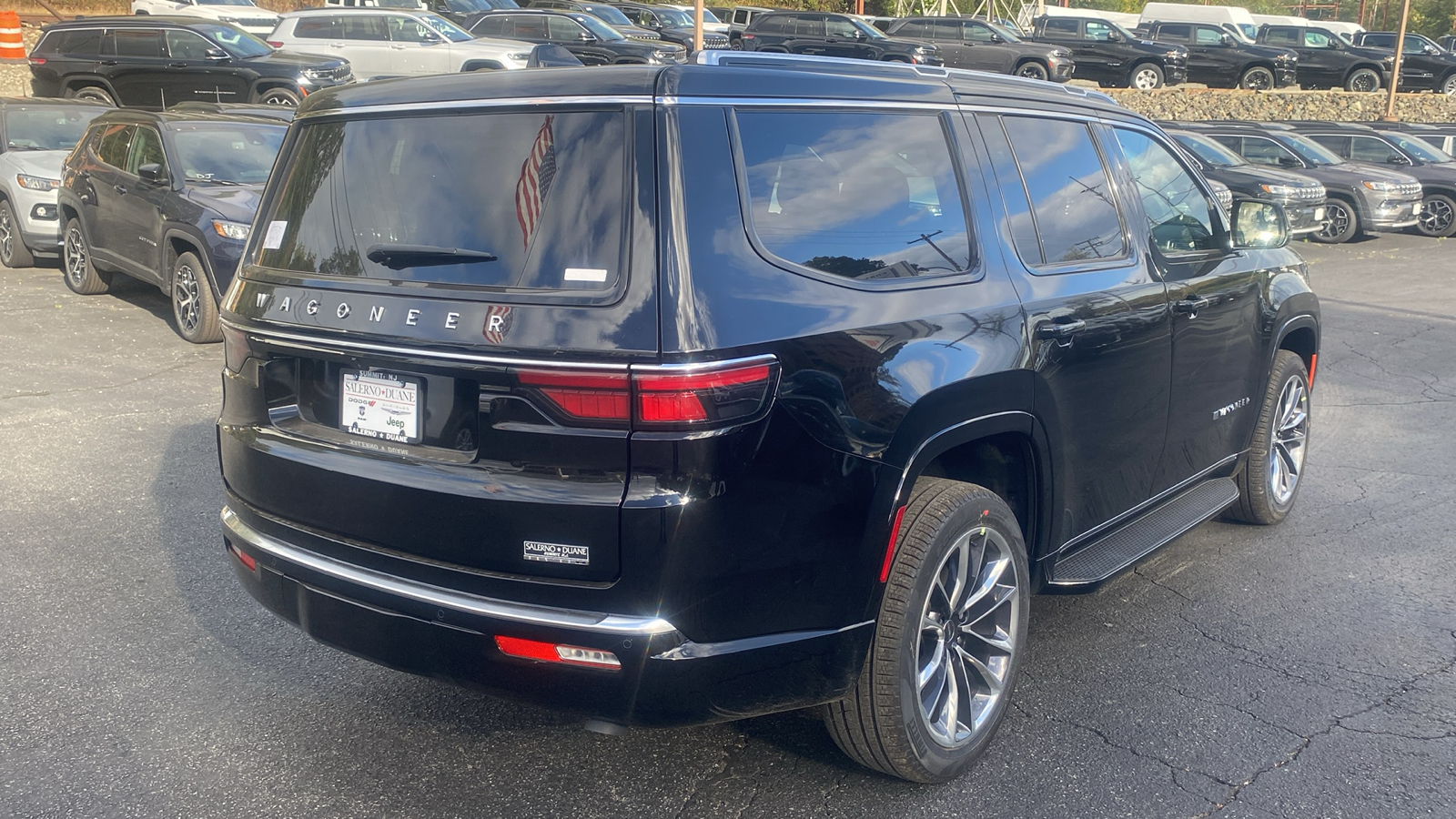 2024 Jeep Wagoneer Series II 26