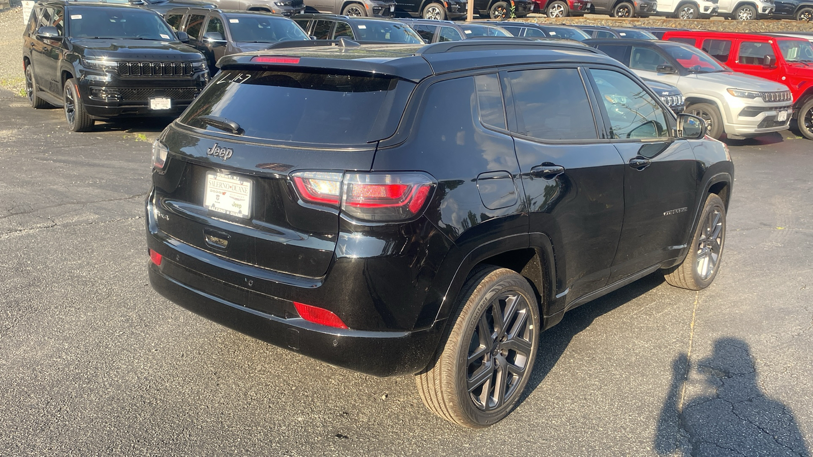 2024 Jeep Compass Limited 27