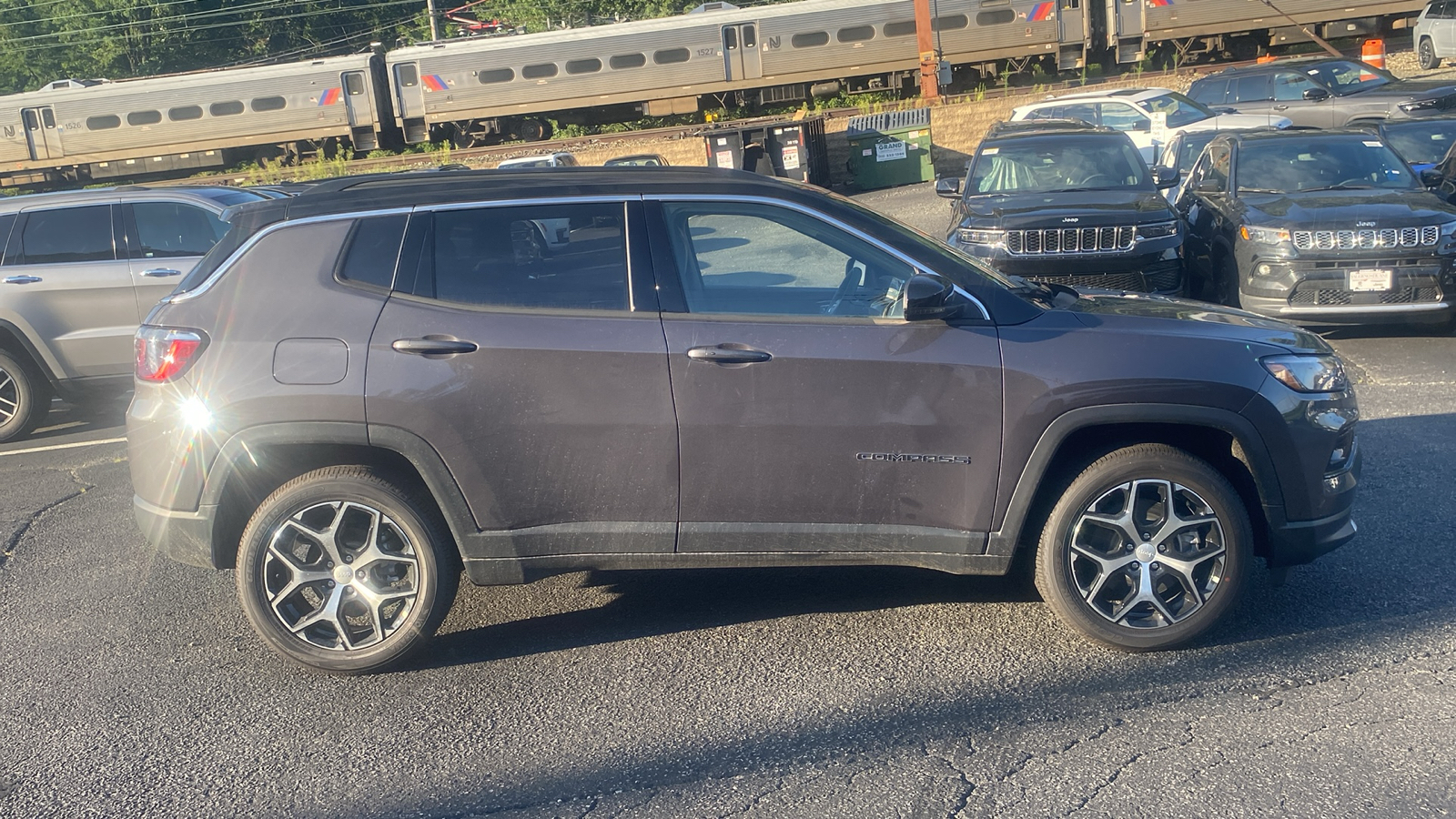 2024 Jeep Compass Limited 27