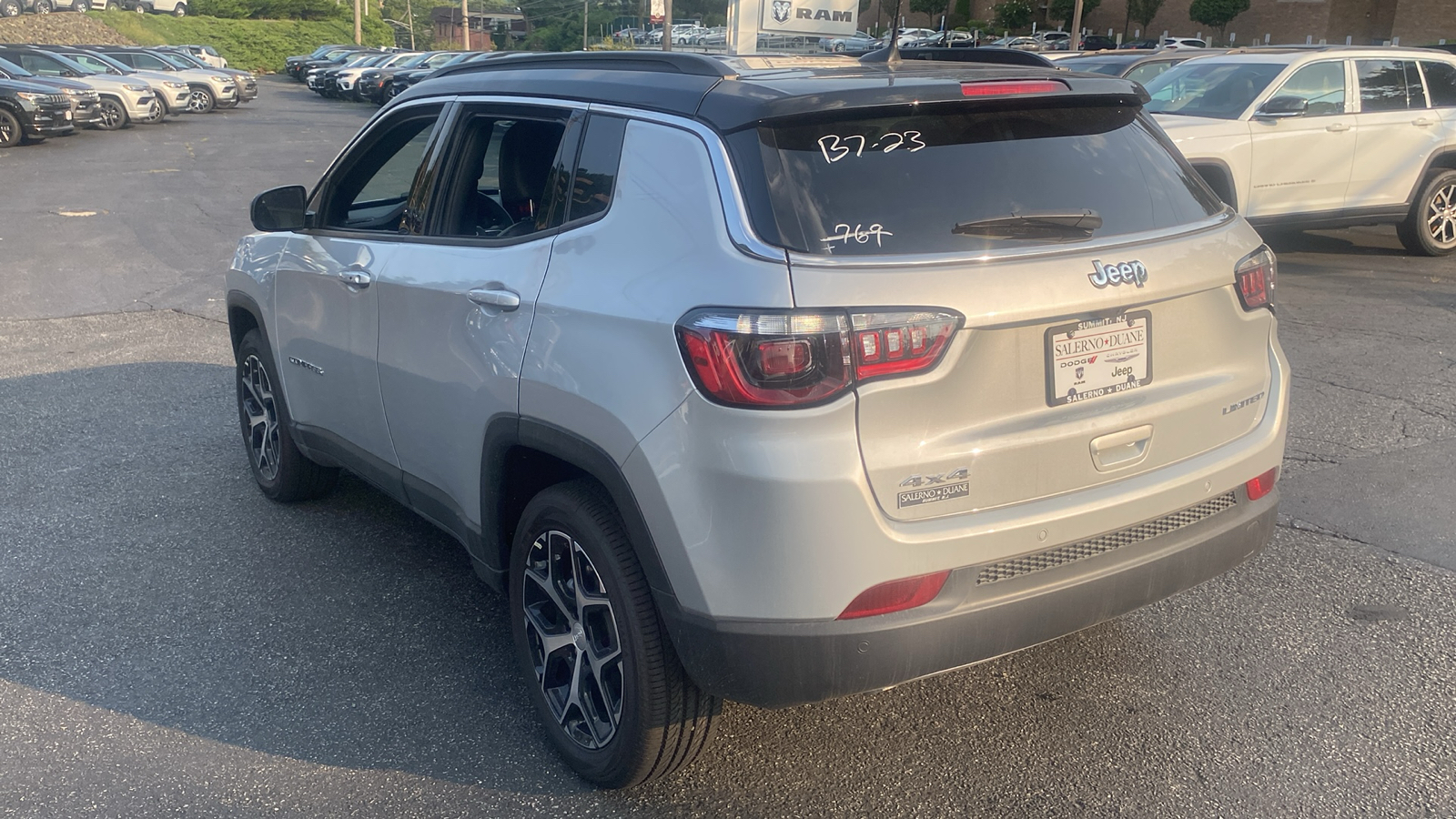 2024 Jeep Compass Limited 22