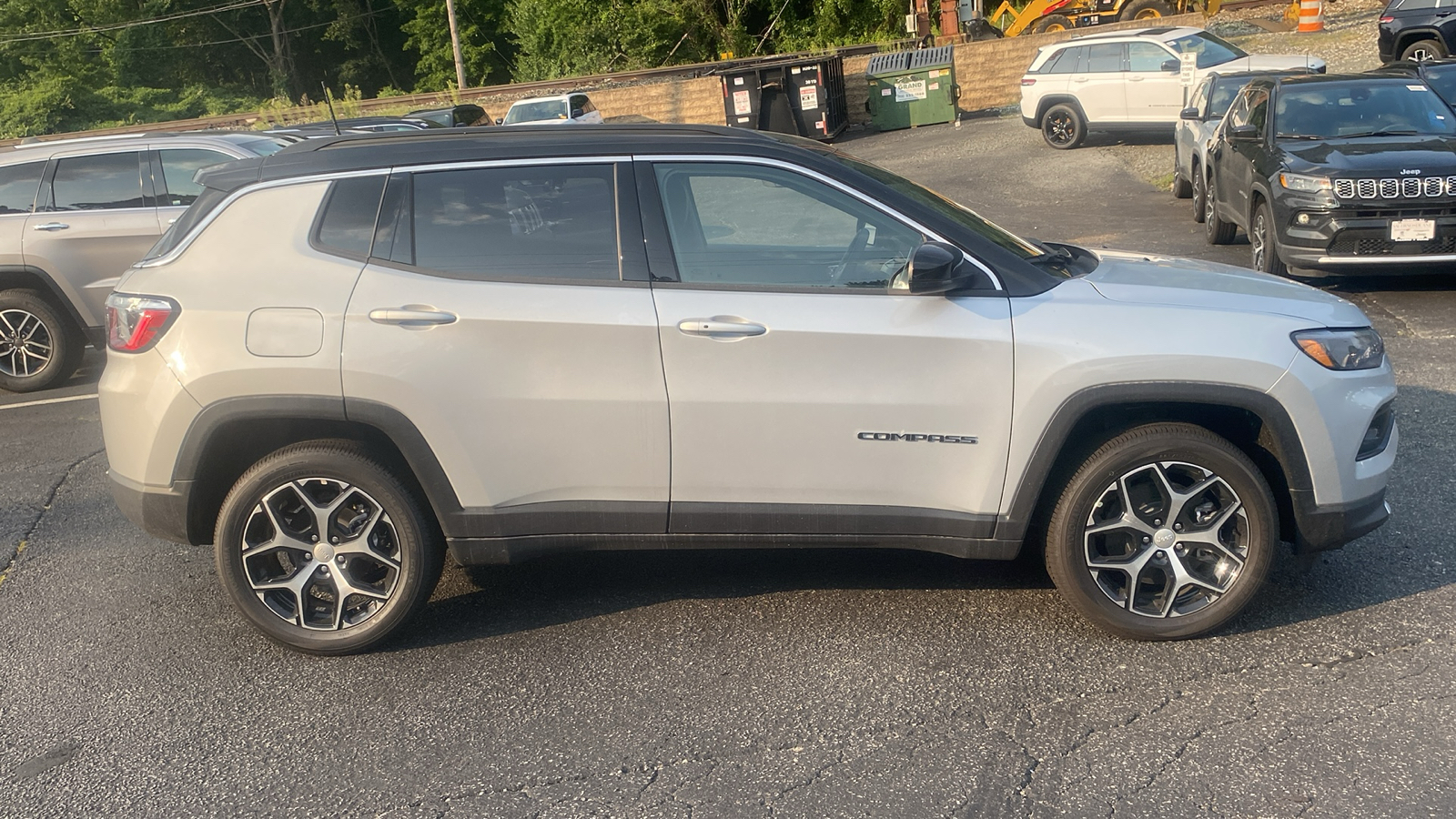 2024 Jeep Compass Limited 26