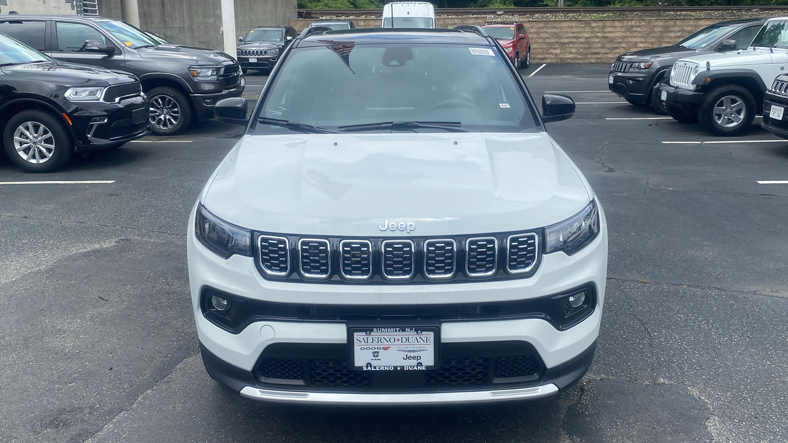 2024 Jeep Compass Limited 2