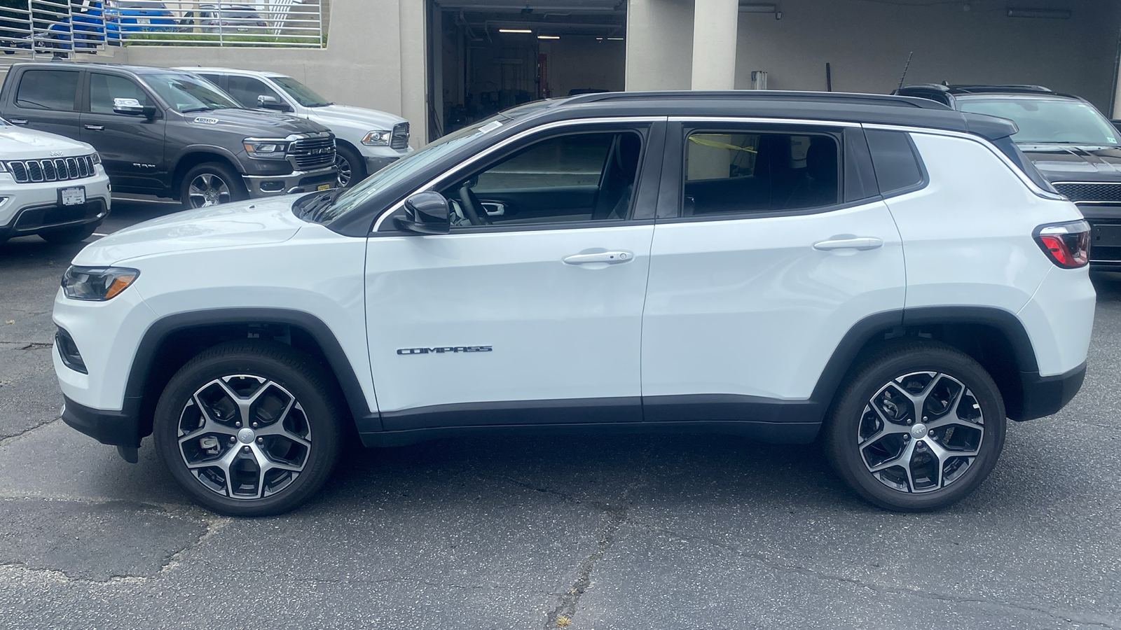 2024 Jeep Compass Limited 4