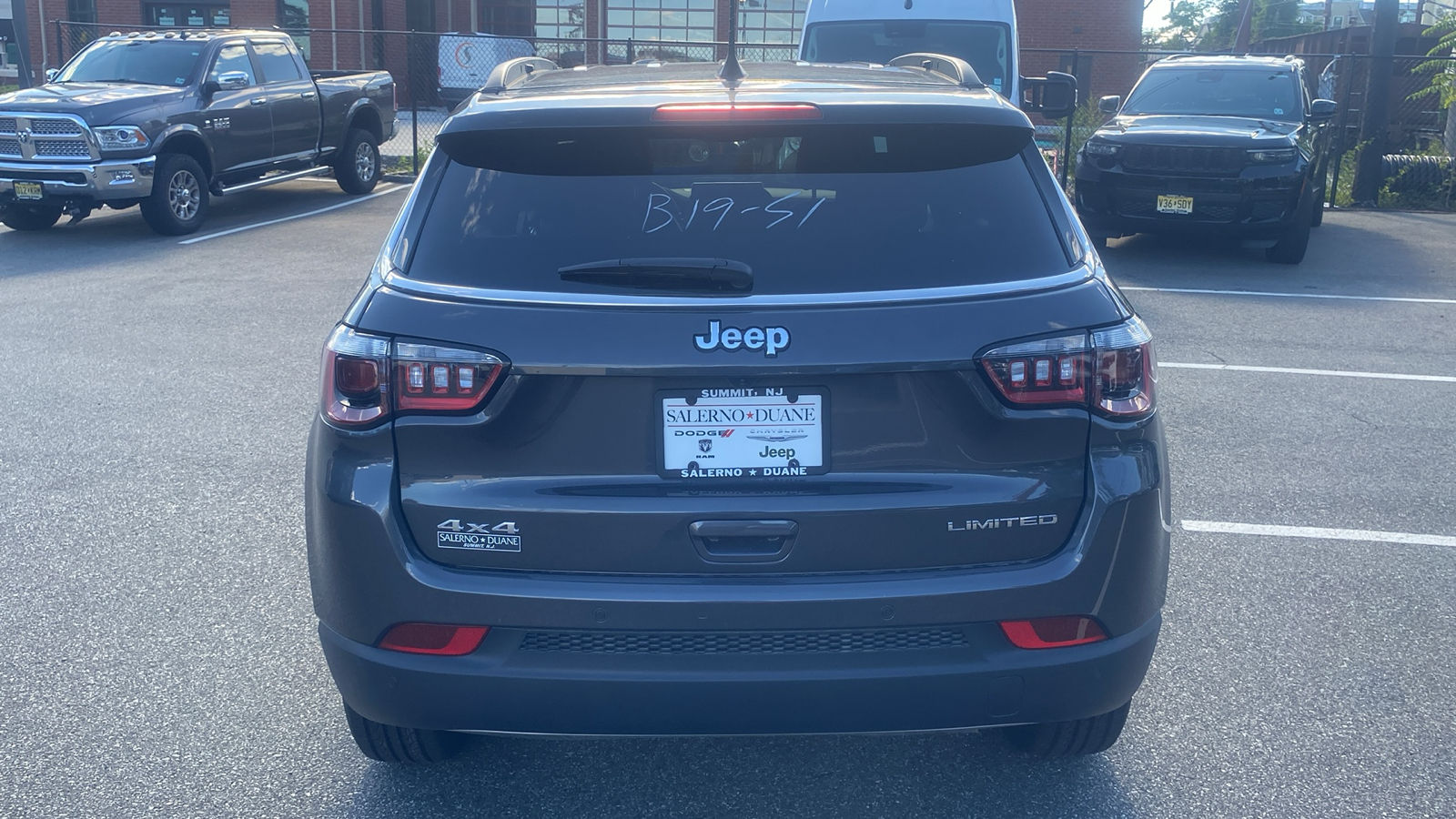 2024 Jeep Compass Limited 24