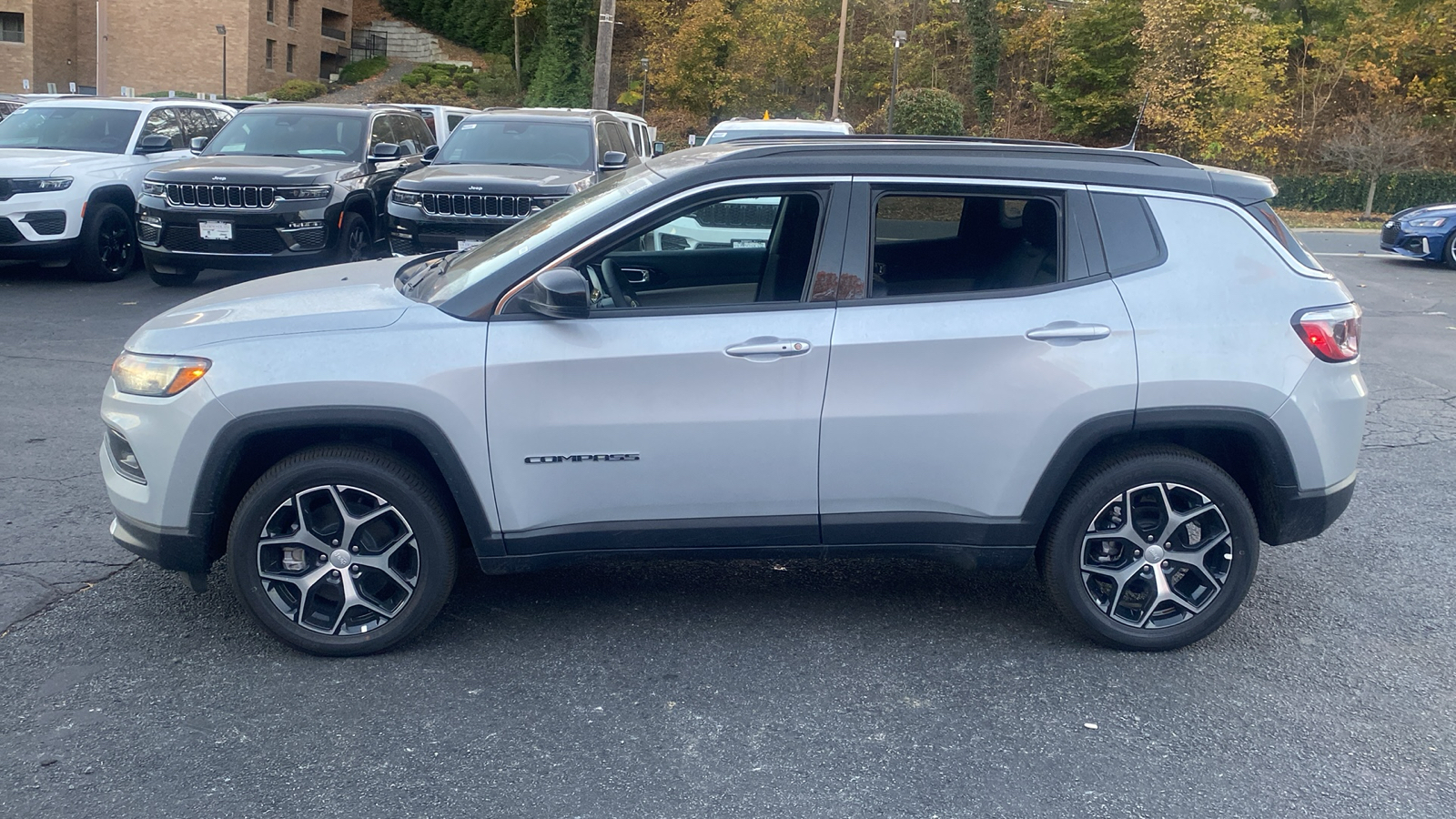 2024 Jeep Compass Limited 4