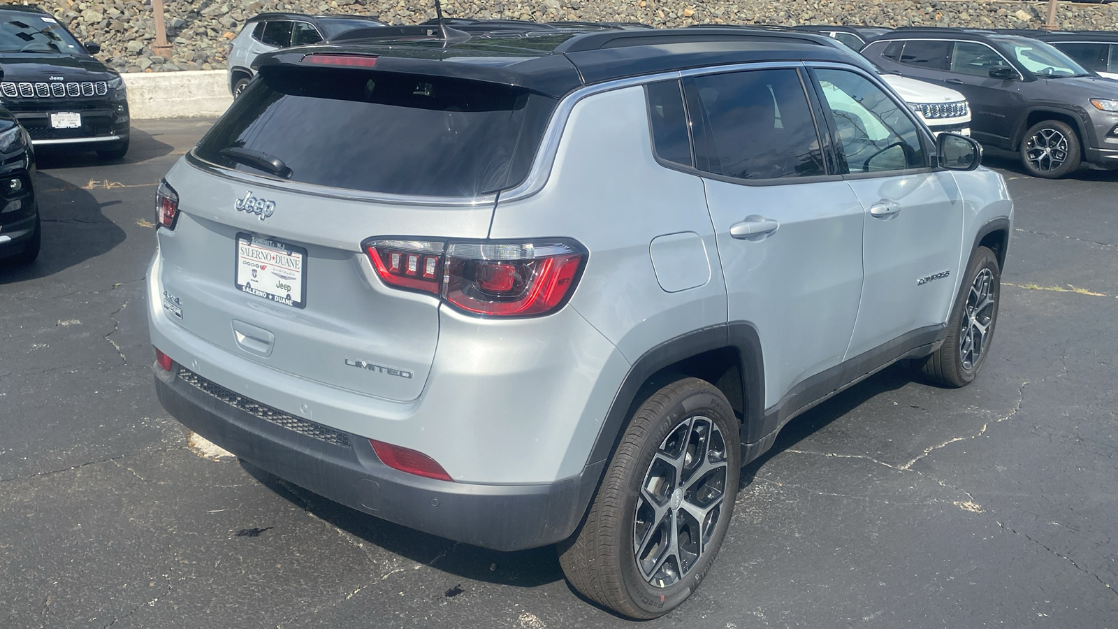 2024 Jeep Compass Limited 26