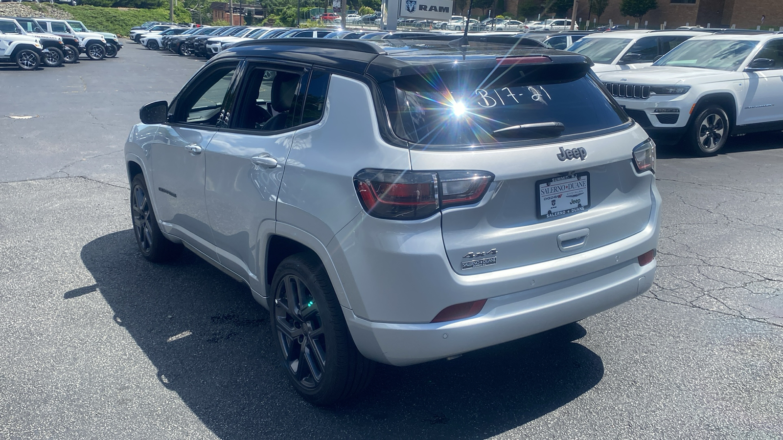 2024 Jeep Compass Limited 24