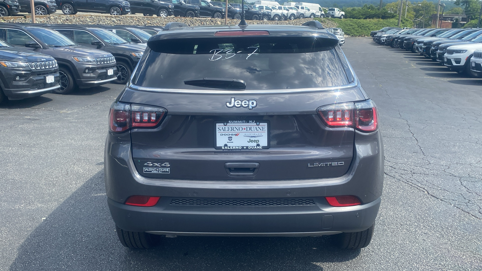 2024 Jeep Compass Limited 25