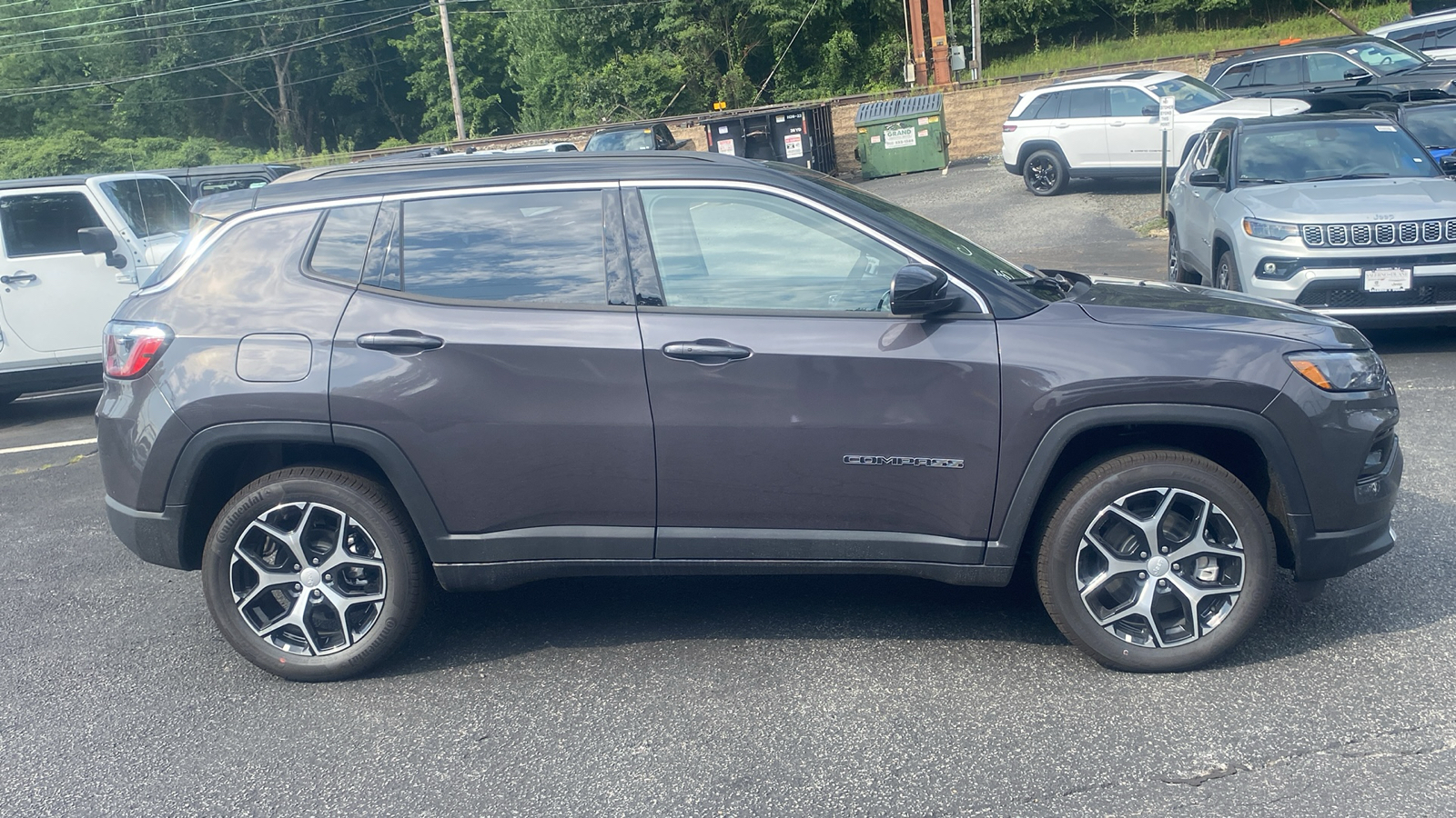 2024 Jeep Compass Limited 28