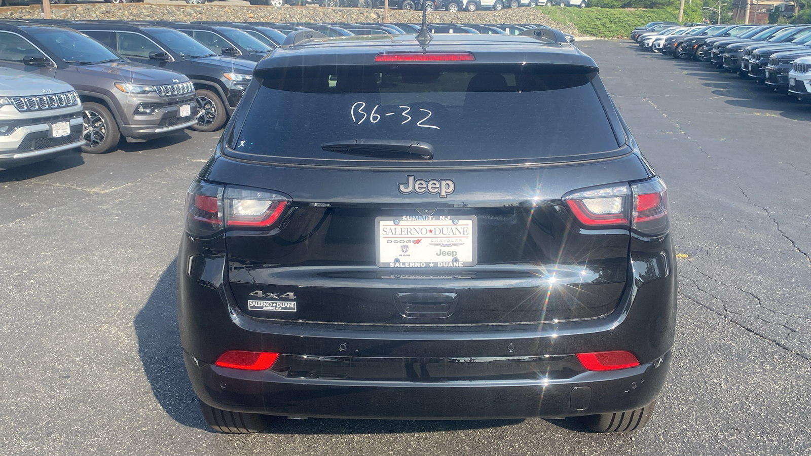 2024 Jeep Compass Limited 25