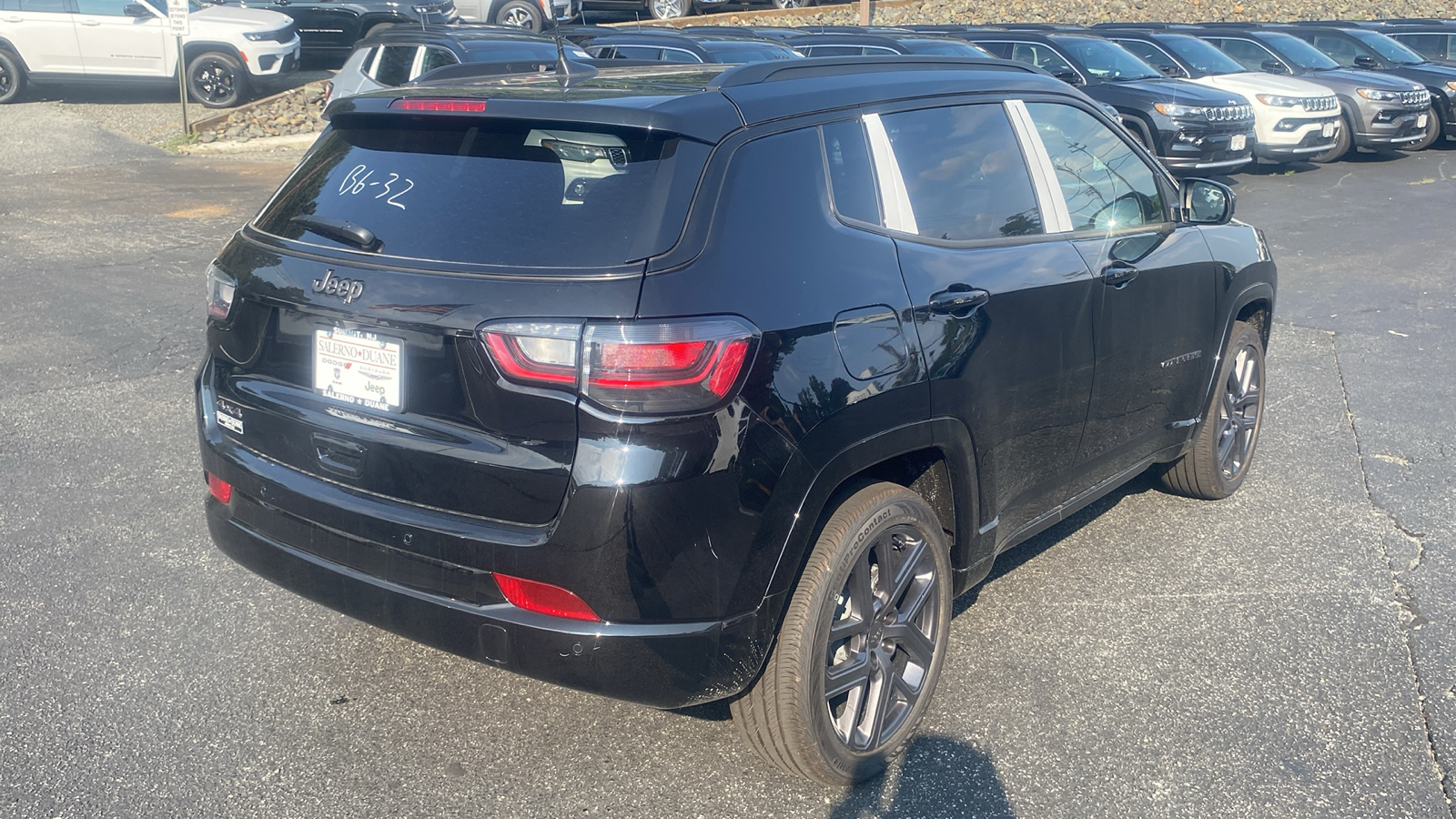 2024 Jeep Compass Limited 27