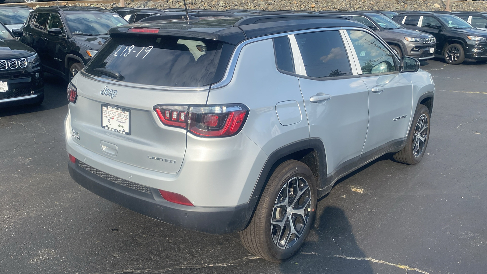 2024 Jeep Compass Limited 26