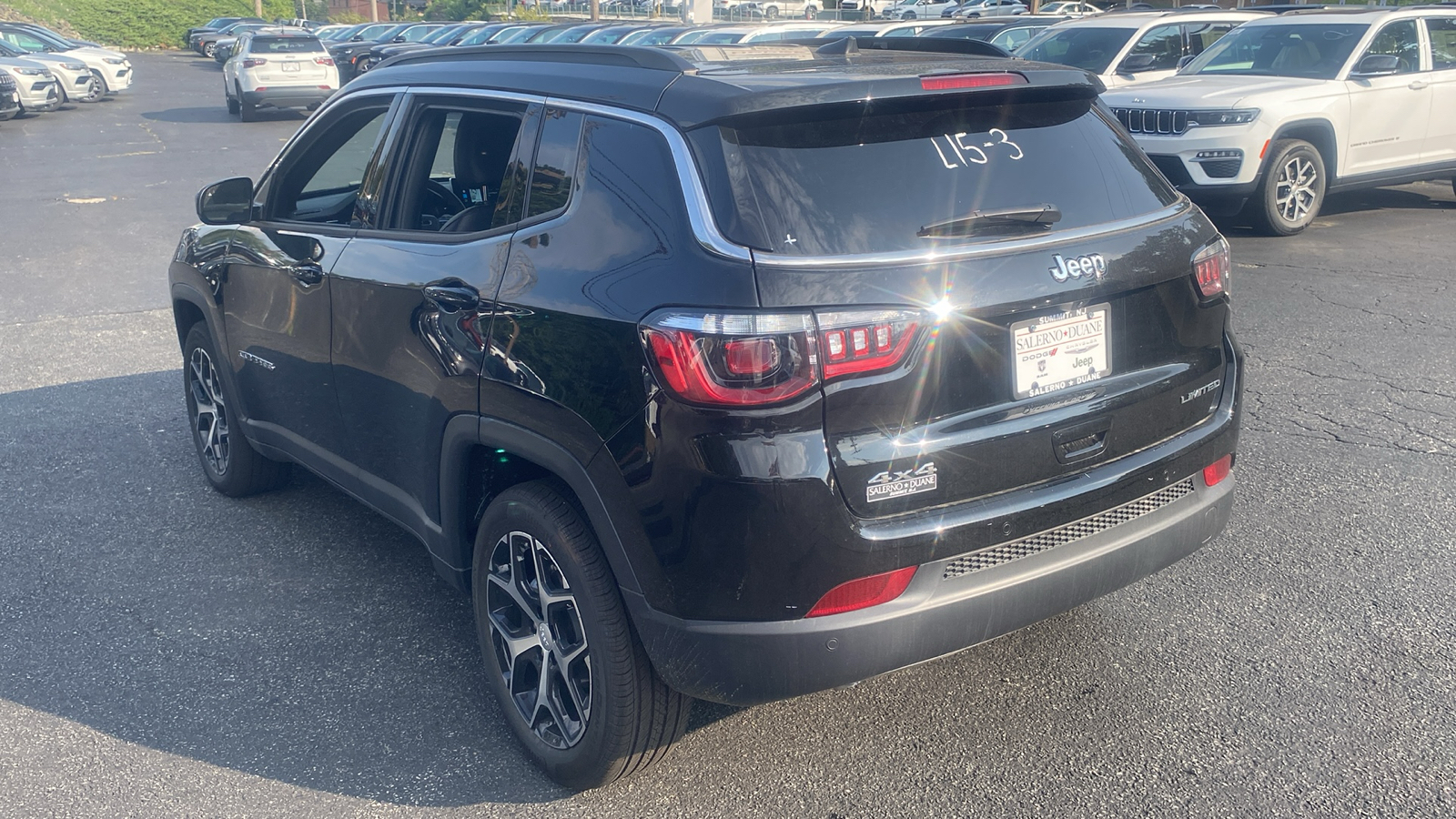 2024 Jeep Compass Limited 23