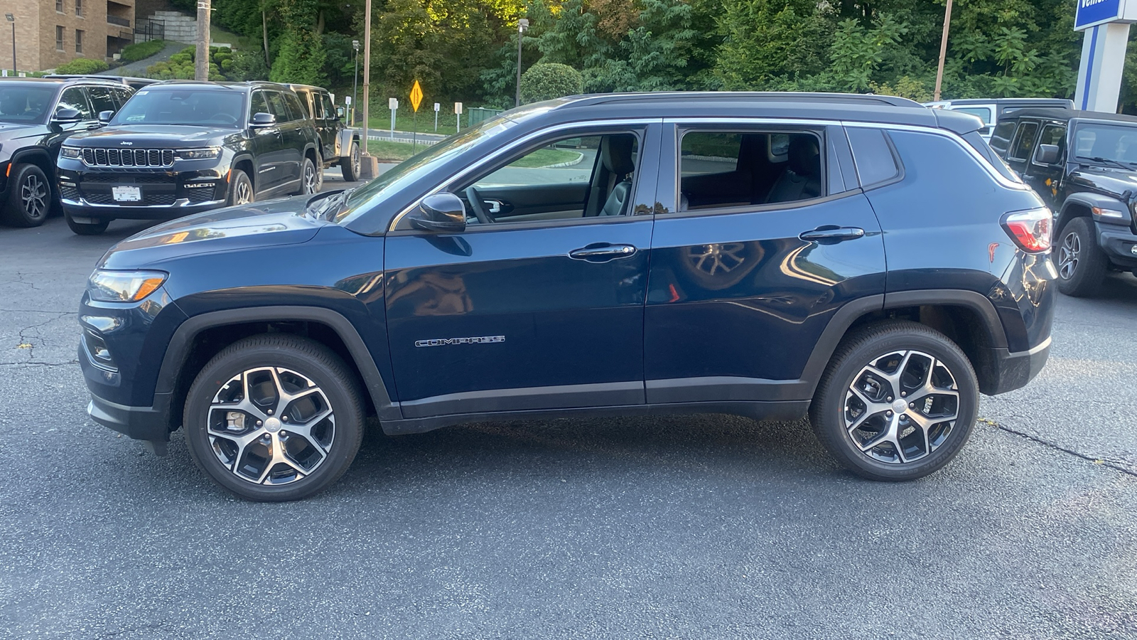 2024 Jeep Compass Limited 4