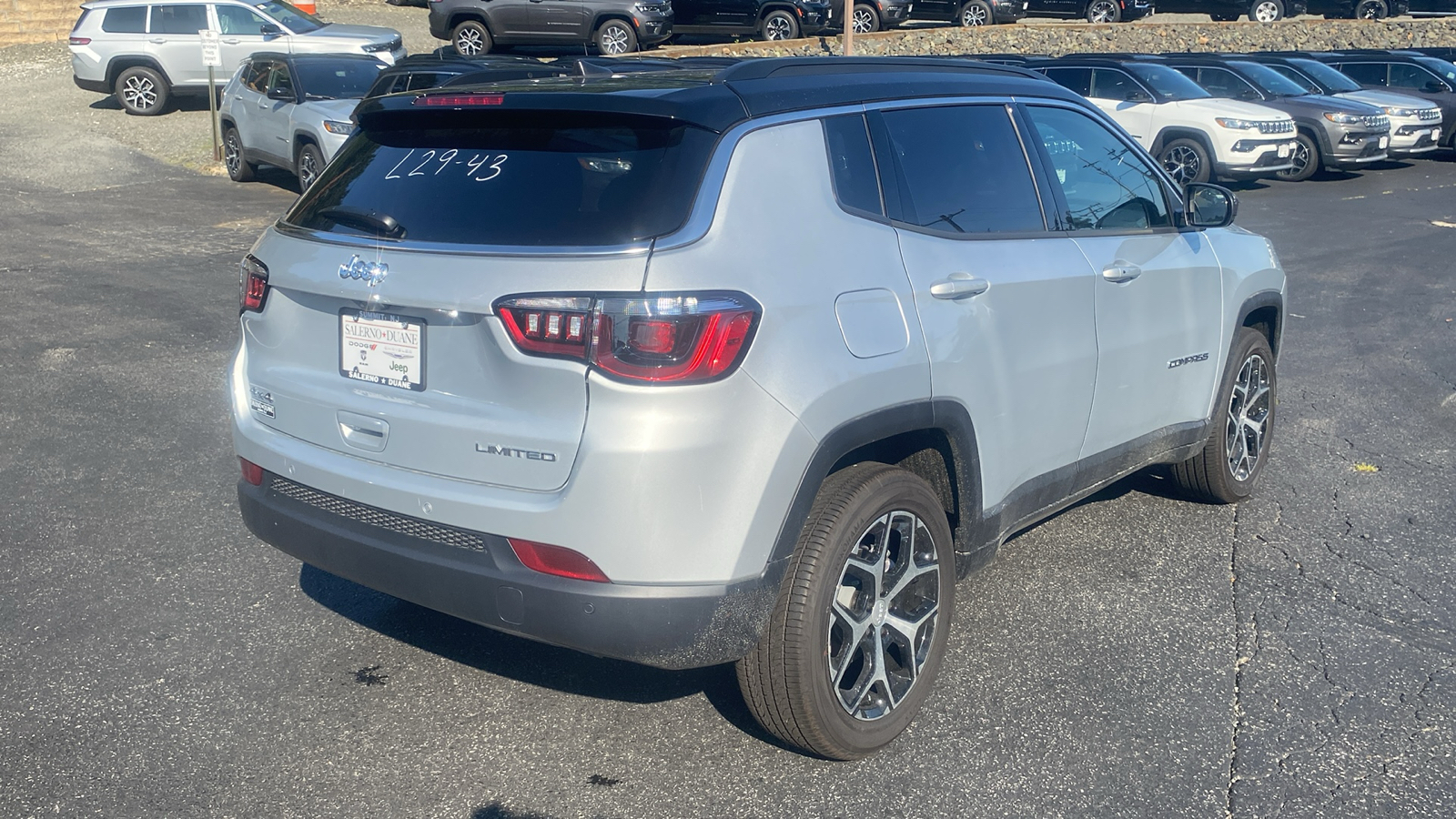 2024 Jeep Compass Limited 26