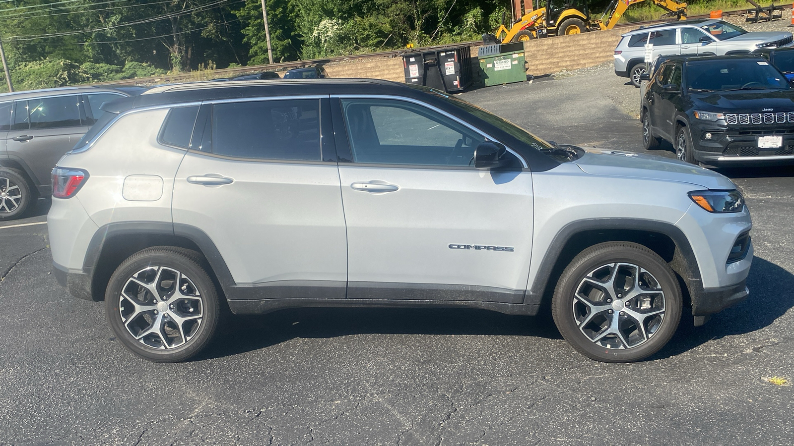 2024 Jeep Compass Limited 27