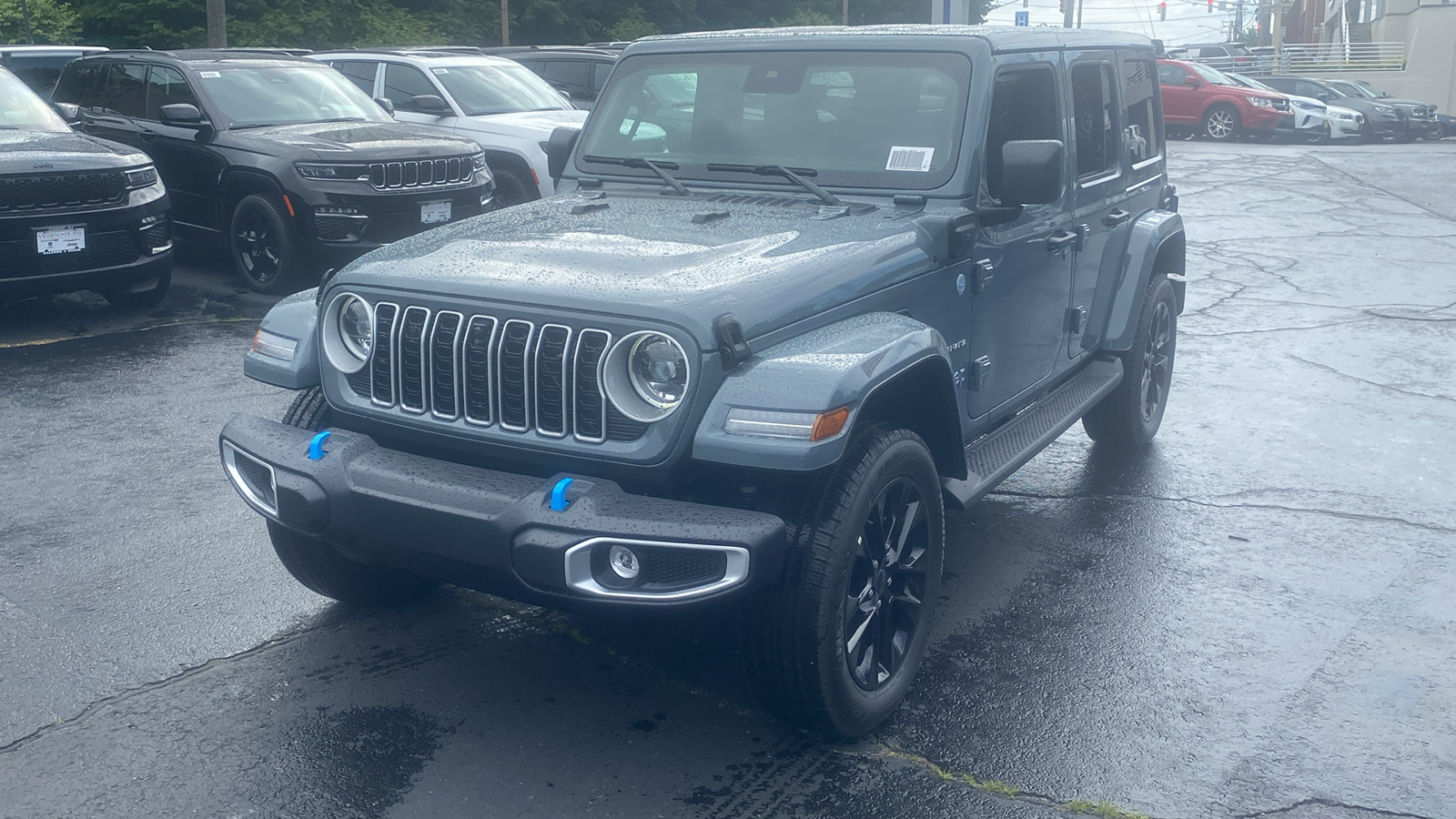 2024 Jeep Wrangler 4xe Sahara 3