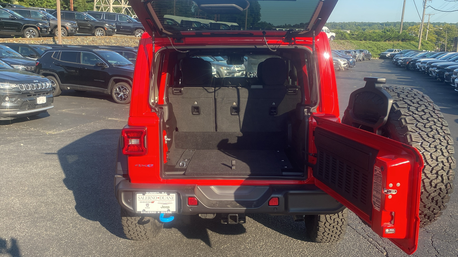 2024 Jeep Wrangler 4xe Rubicon 26