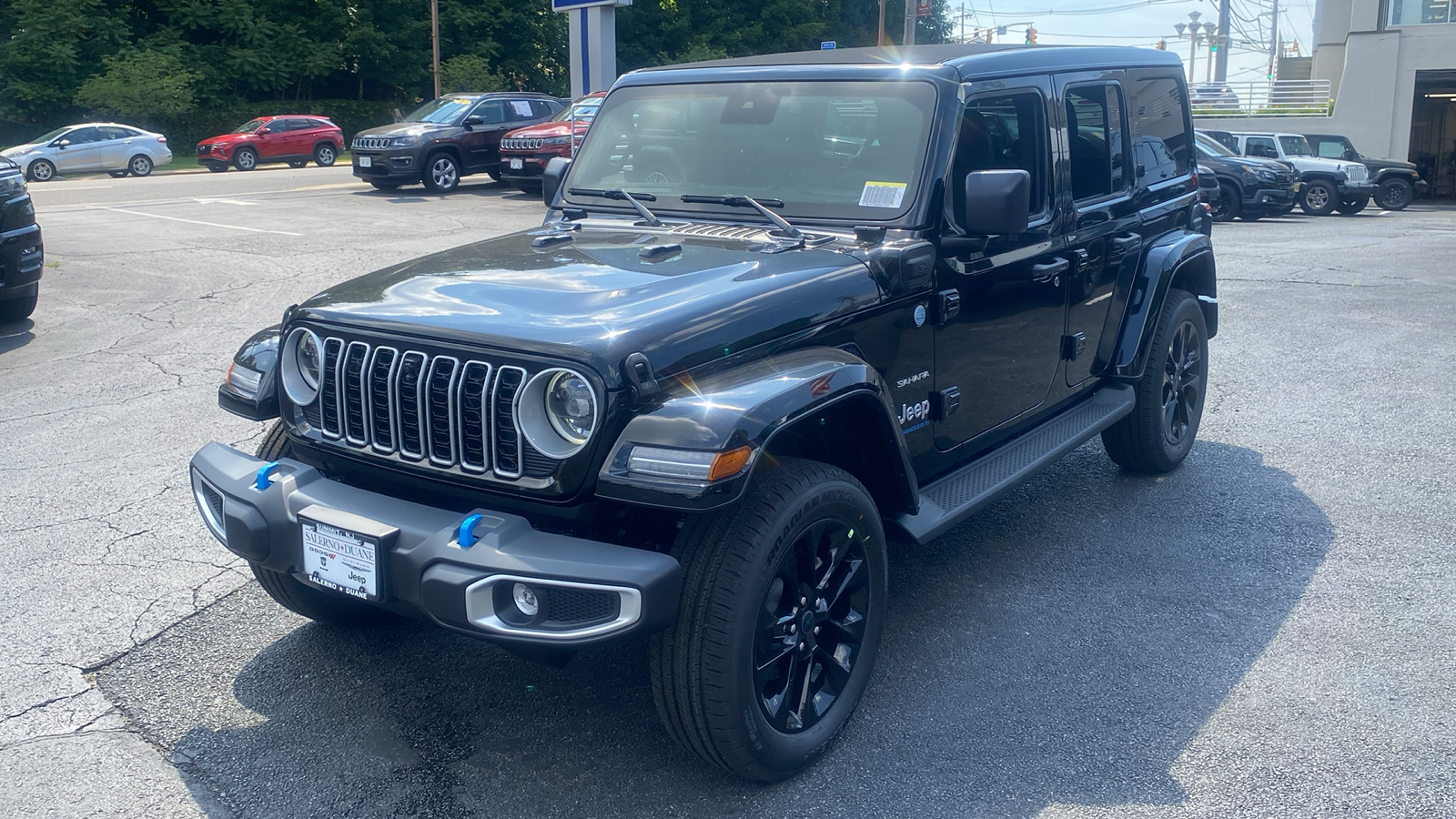 2024 Jeep Wrangler 4xe Sahara 3