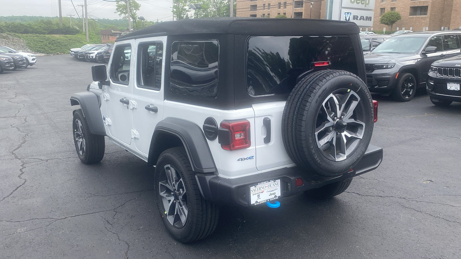 2024 Jeep Wrangler 4xe Sport S 23