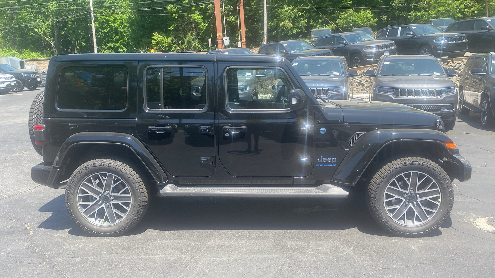 2024 Jeep Wrangler 4xe High Altitude 27