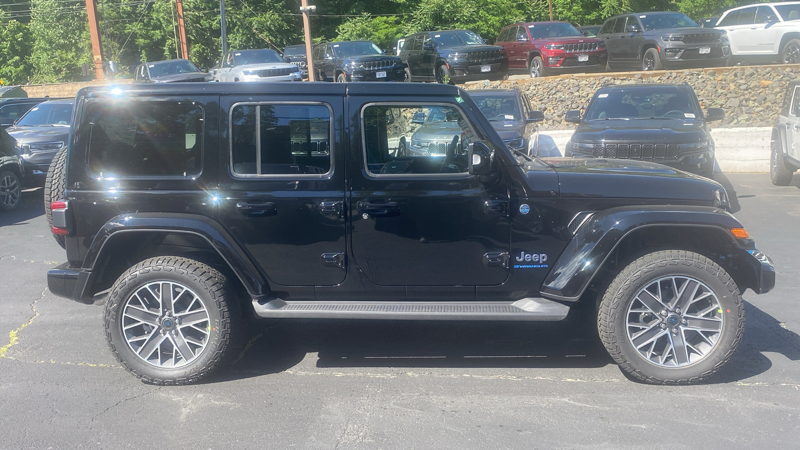 2024 Jeep Wrangler 4xe High Altitude 27