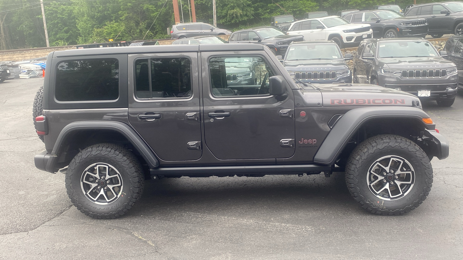 2024 Jeep Wrangler Rubicon 28