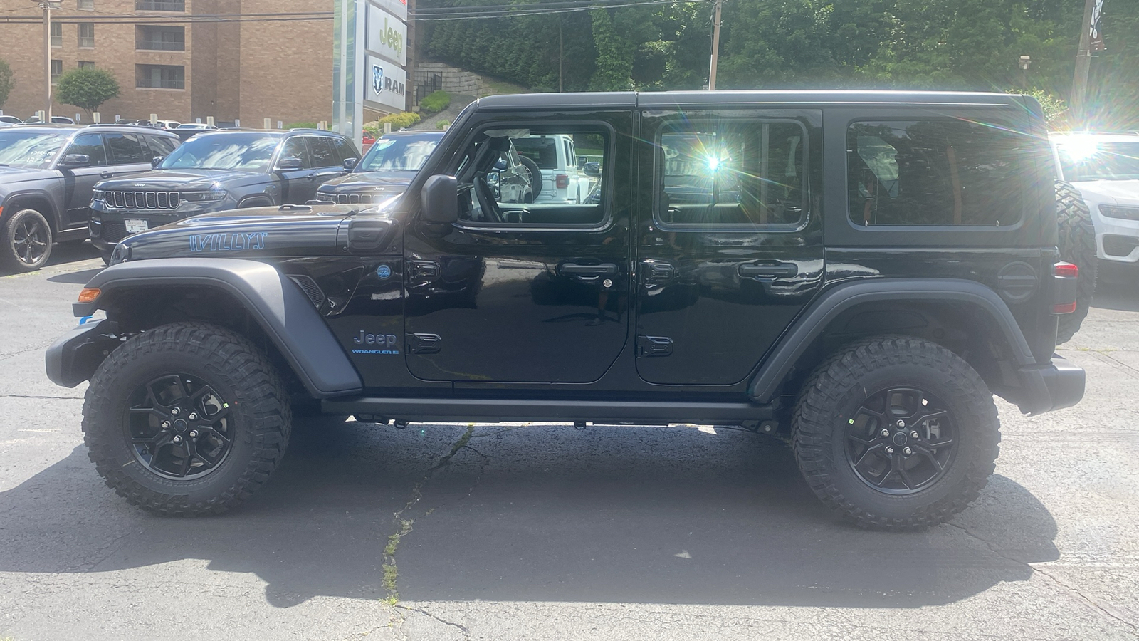 2024 Jeep Wrangler 4xe Willys 4