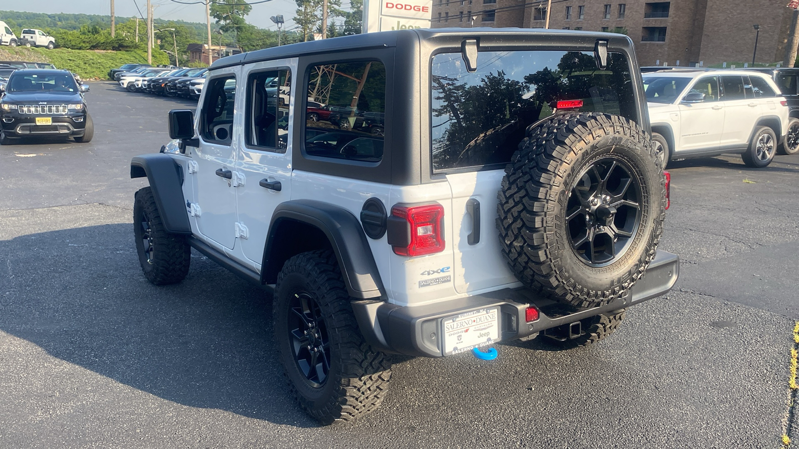 2024 Jeep Wrangler 4xe Willys 23