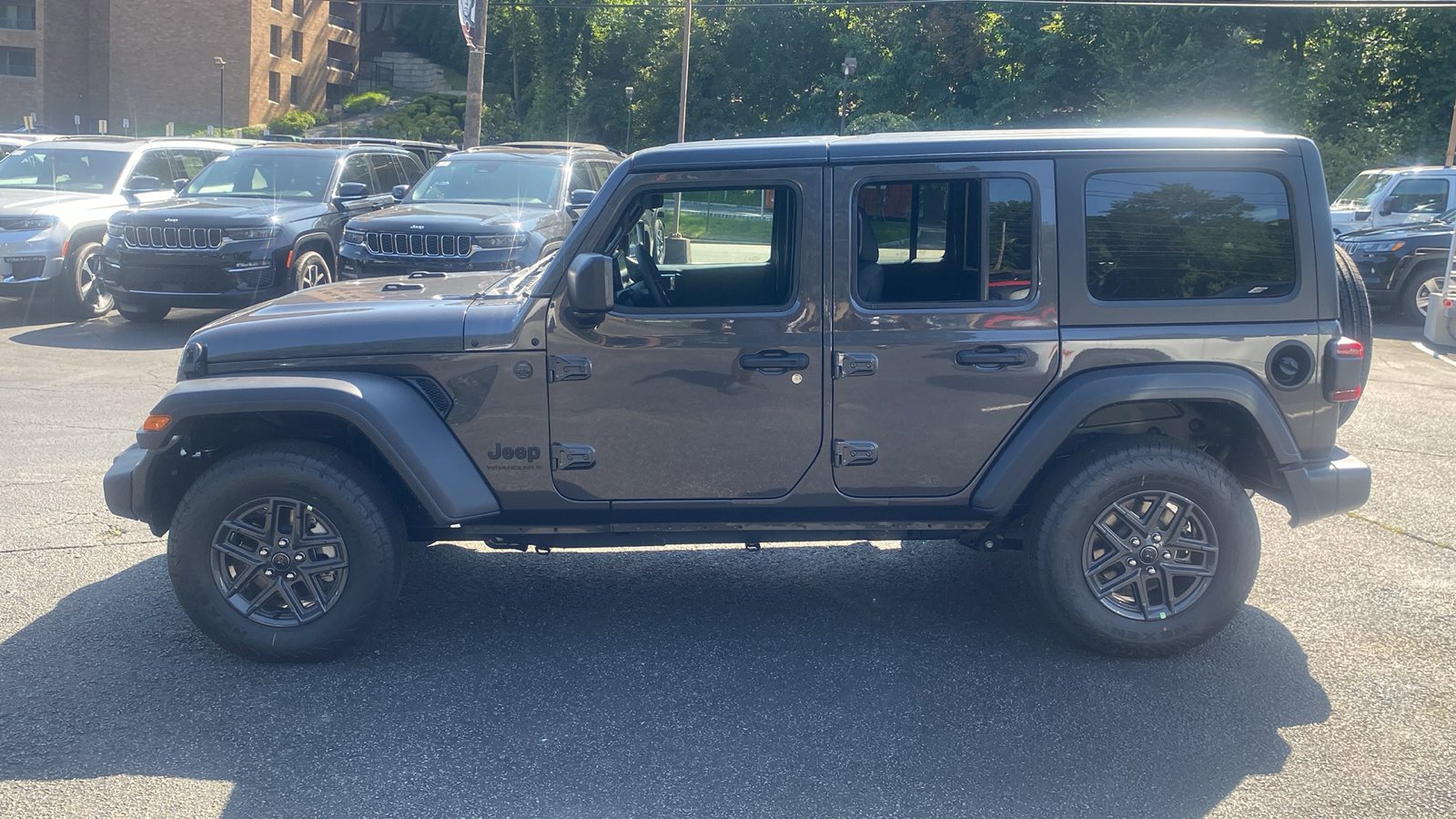 2024 Jeep Wrangler Sport S 4