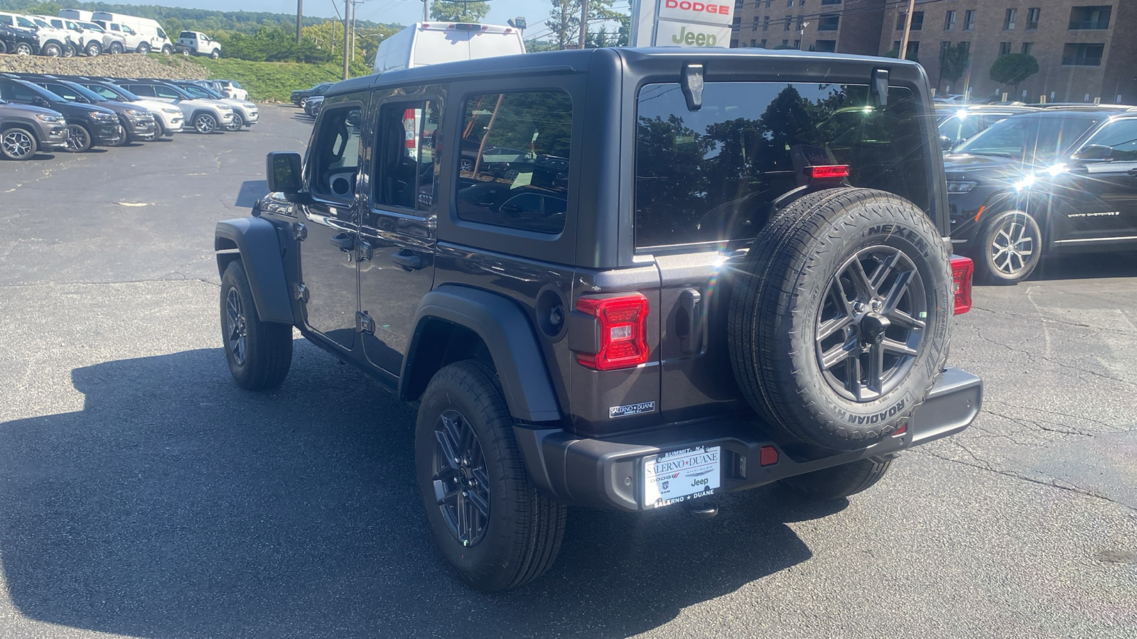 2024 Jeep Wrangler Sport S 23