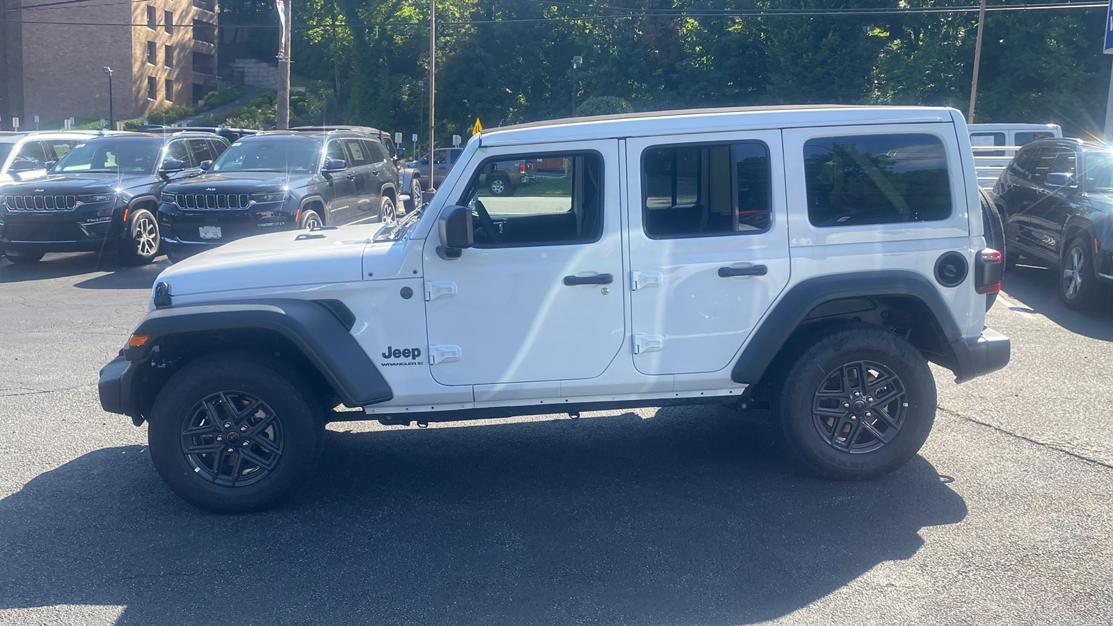 2024 Jeep Wrangler Sport S 4