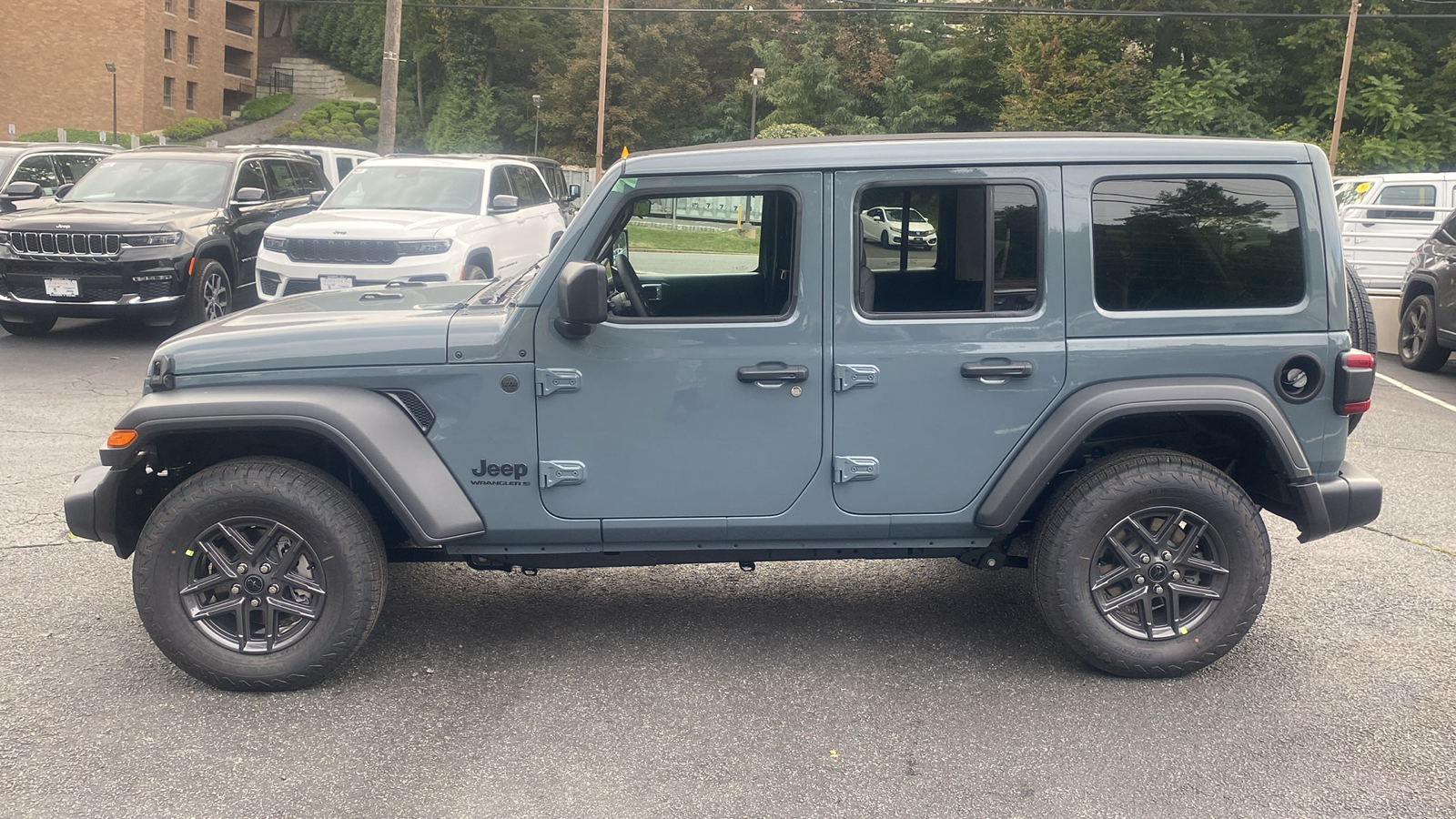 2024 Jeep Wrangler Sport S 4