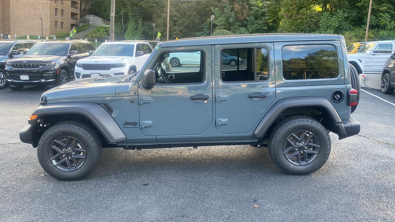 2024 Jeep Wrangler Sport S 4