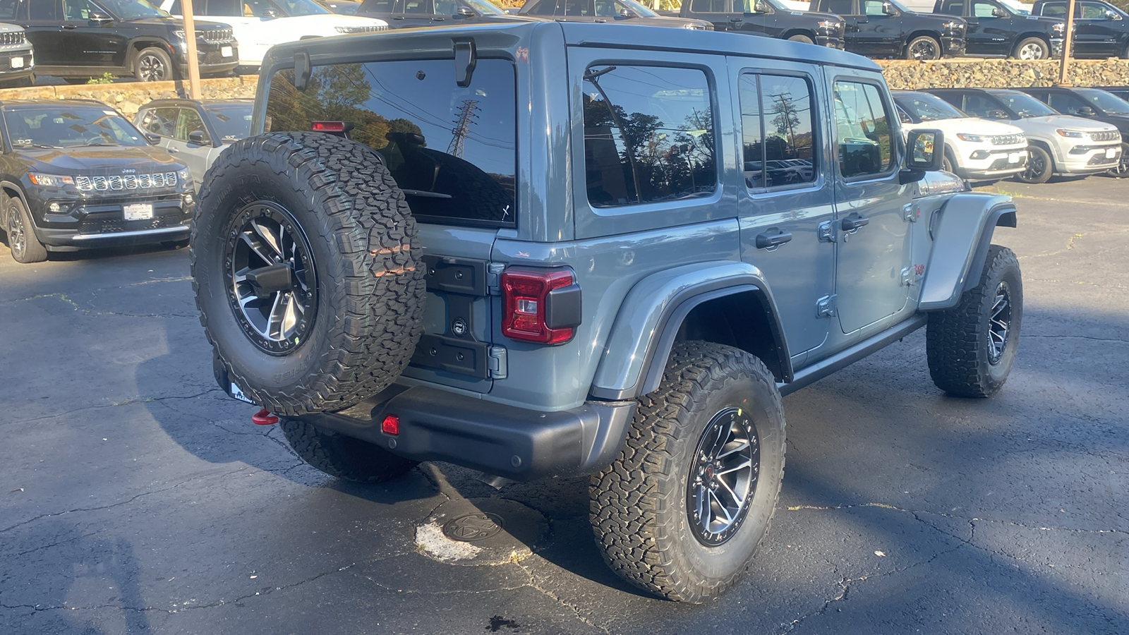 2024 Jeep Wrangler Rubicon X 26