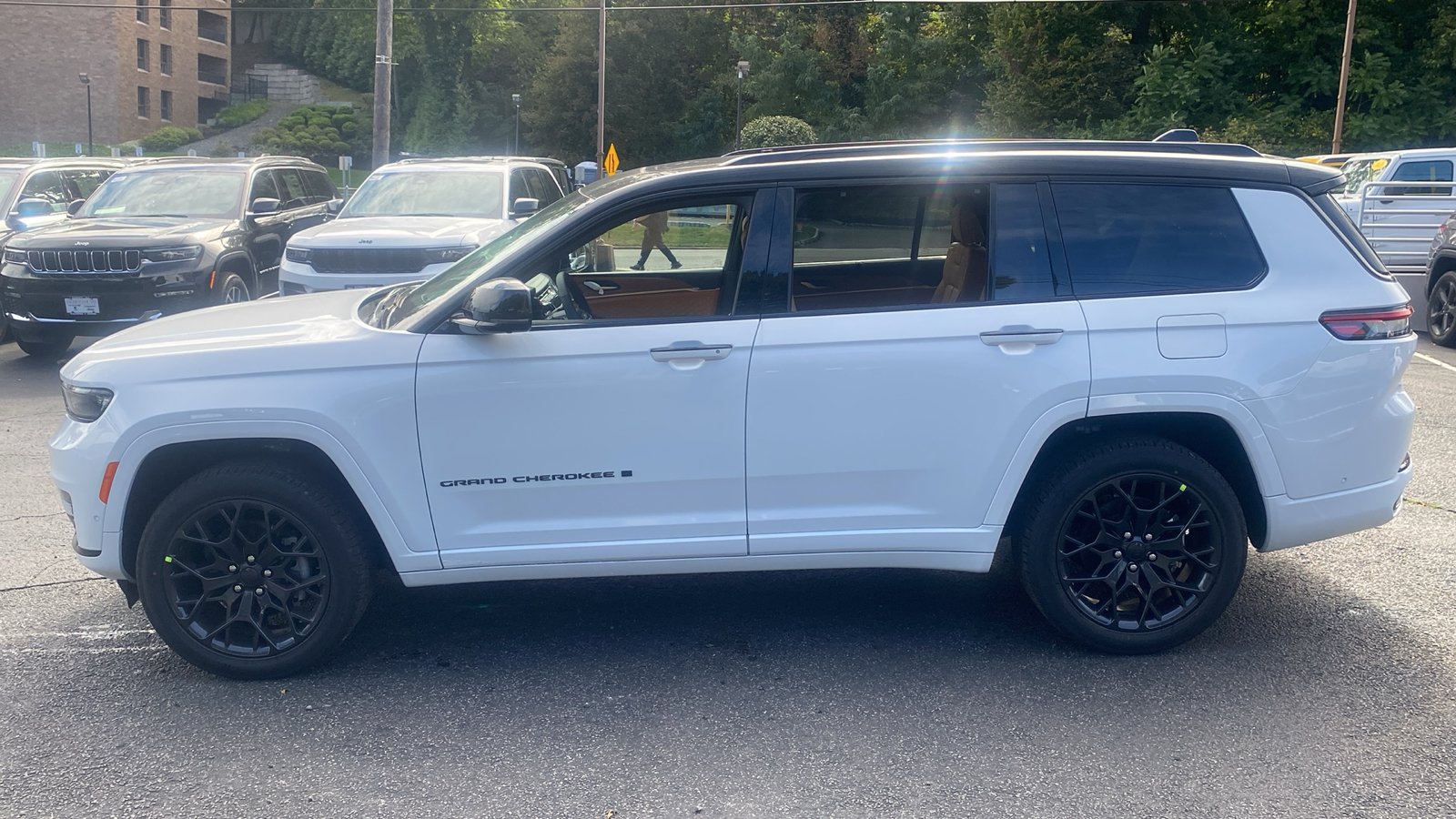 2025 Jeep Grand Cherokee L Summit Reserve 4