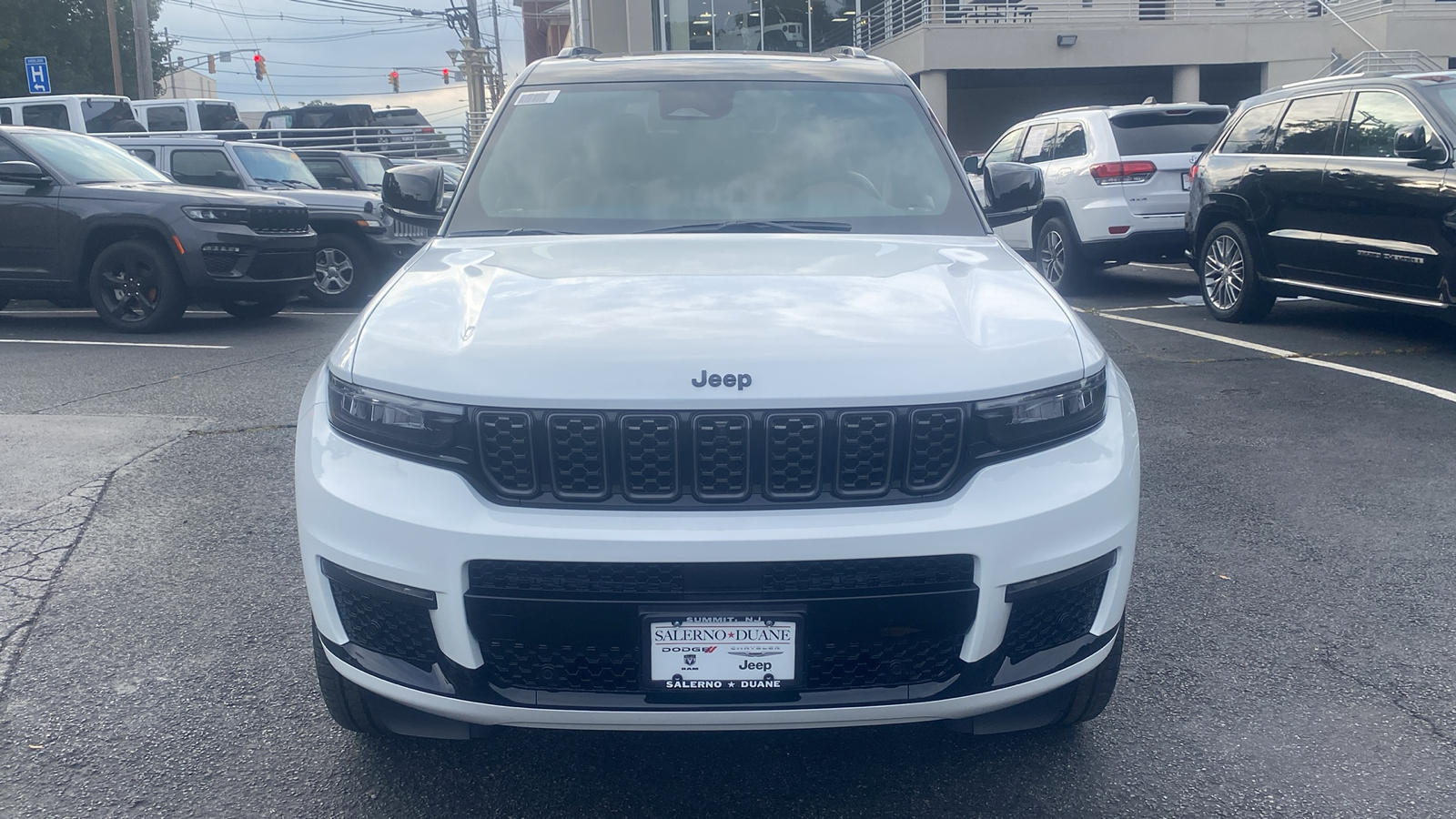 2025 Jeep Grand Cherokee L Summit Reserve 2