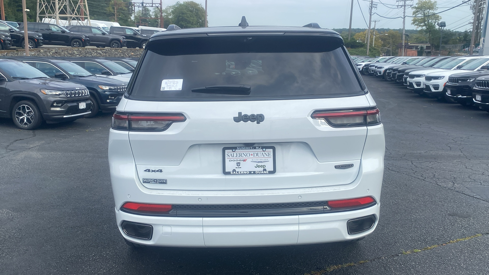 2025 Jeep Grand Cherokee L Summit Reserve 27