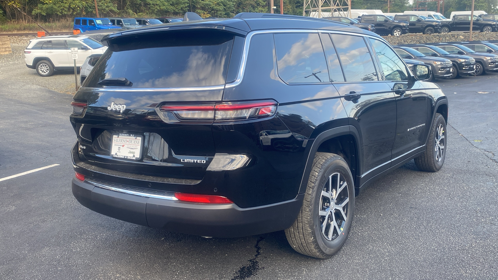 2025 Jeep Grand Cherokee L Limited 29