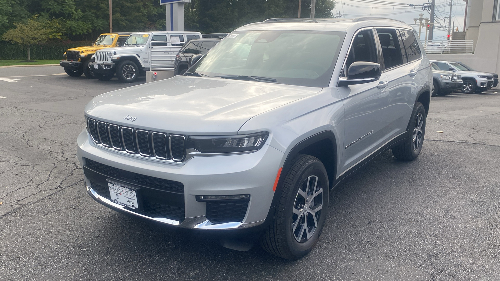 2025 Jeep Grand Cherokee L Limited 3