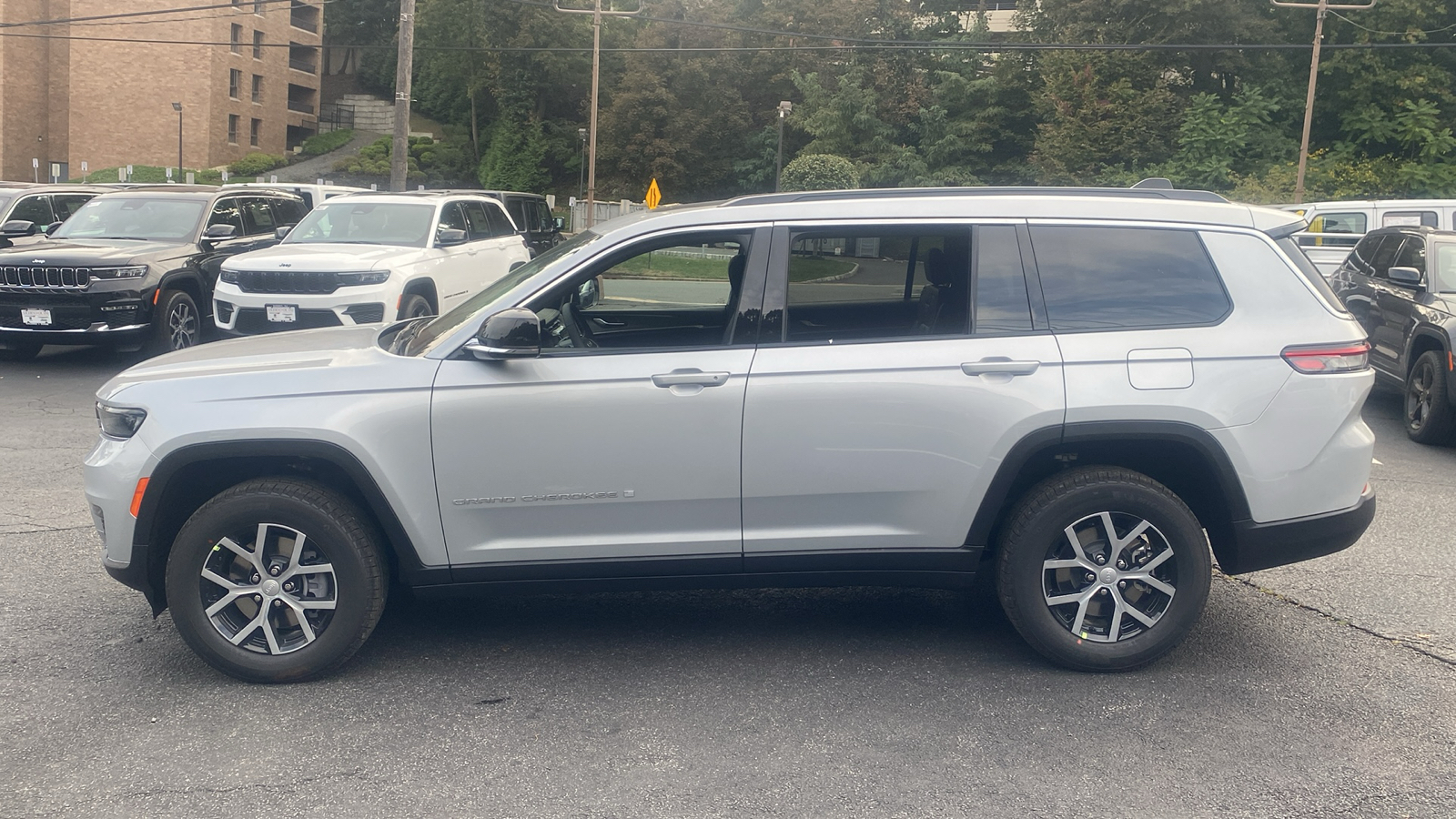 2025 Jeep Grand Cherokee L Limited 4