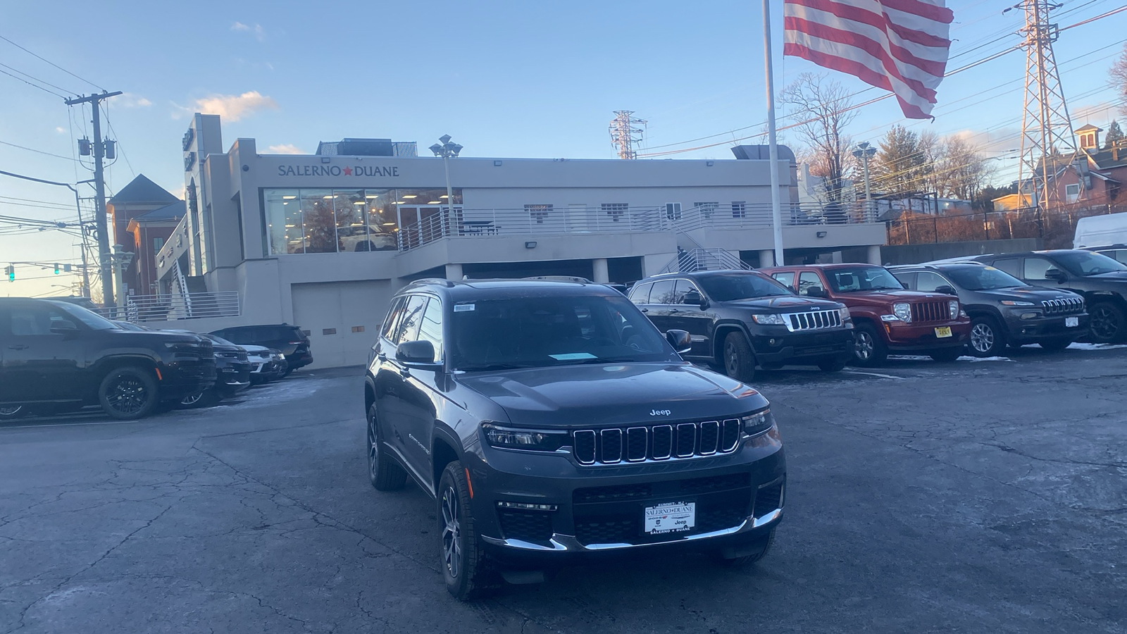 2025 Jeep Grand Cherokee L Limited 1