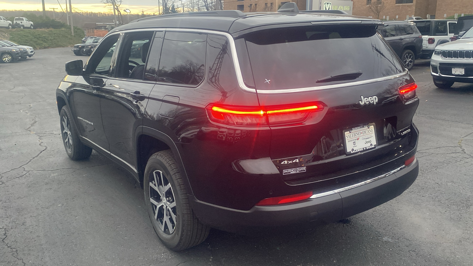 2025 Jeep Grand Cherokee L Limited 26