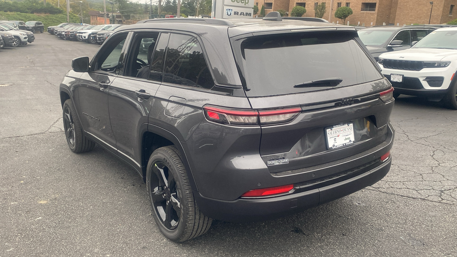 2025 Jeep Grand Cherokee Altitude X 25