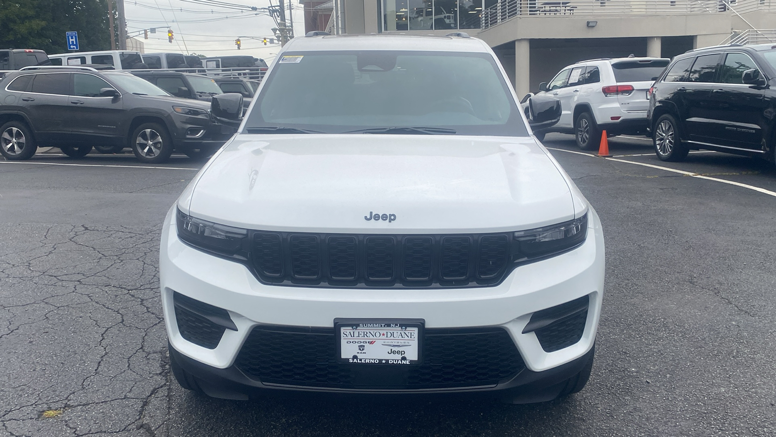 2025 Jeep Grand Cherokee Altitude X 2