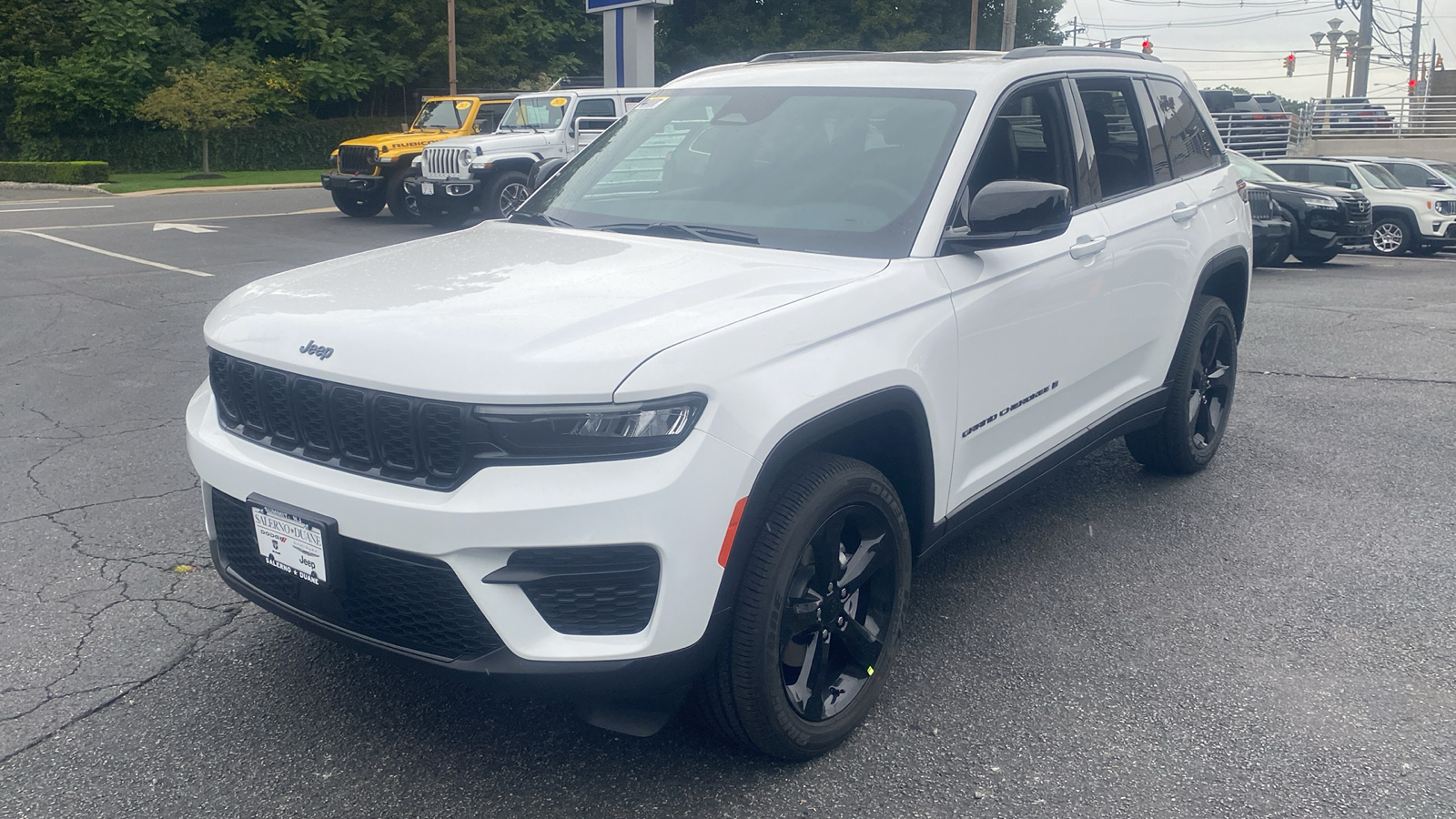 2025 Jeep Grand Cherokee Altitude X 3