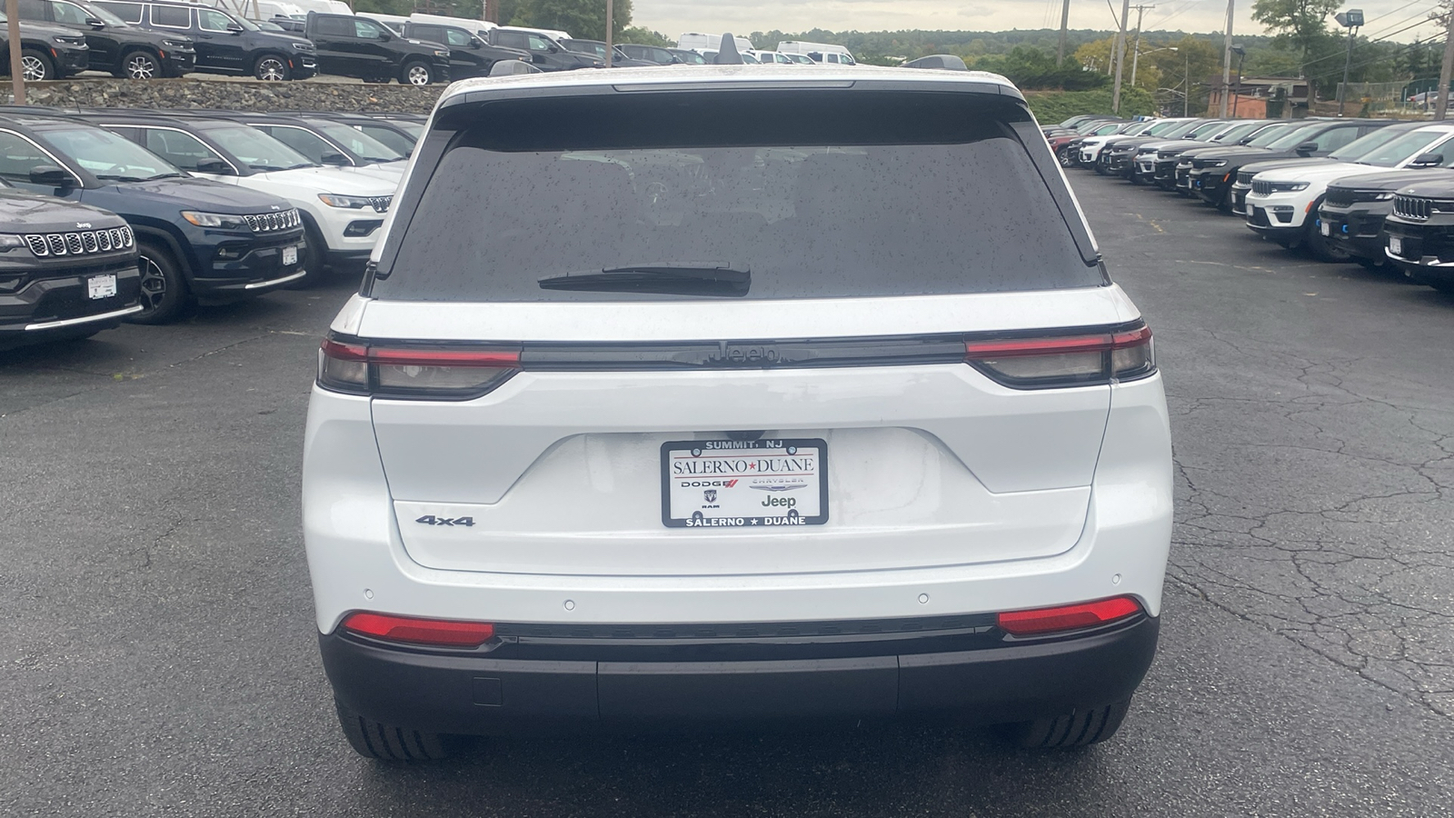 2025 Jeep Grand Cherokee Altitude X 26